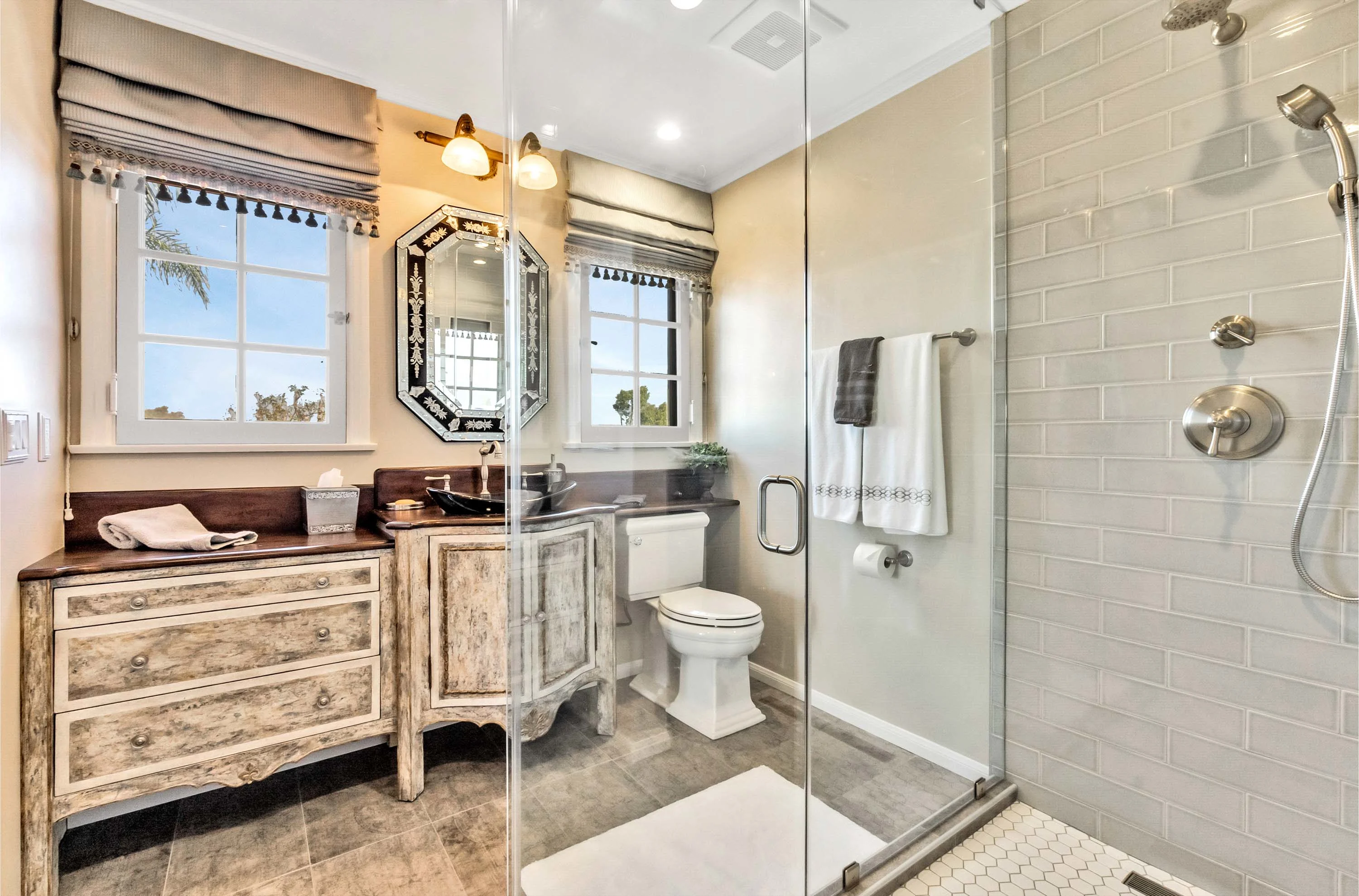 124 Via Monte Doro, Hollywood Riviera, California 90277 - 124_via_monte_doro_redondo_beach_california41_y14m4a
