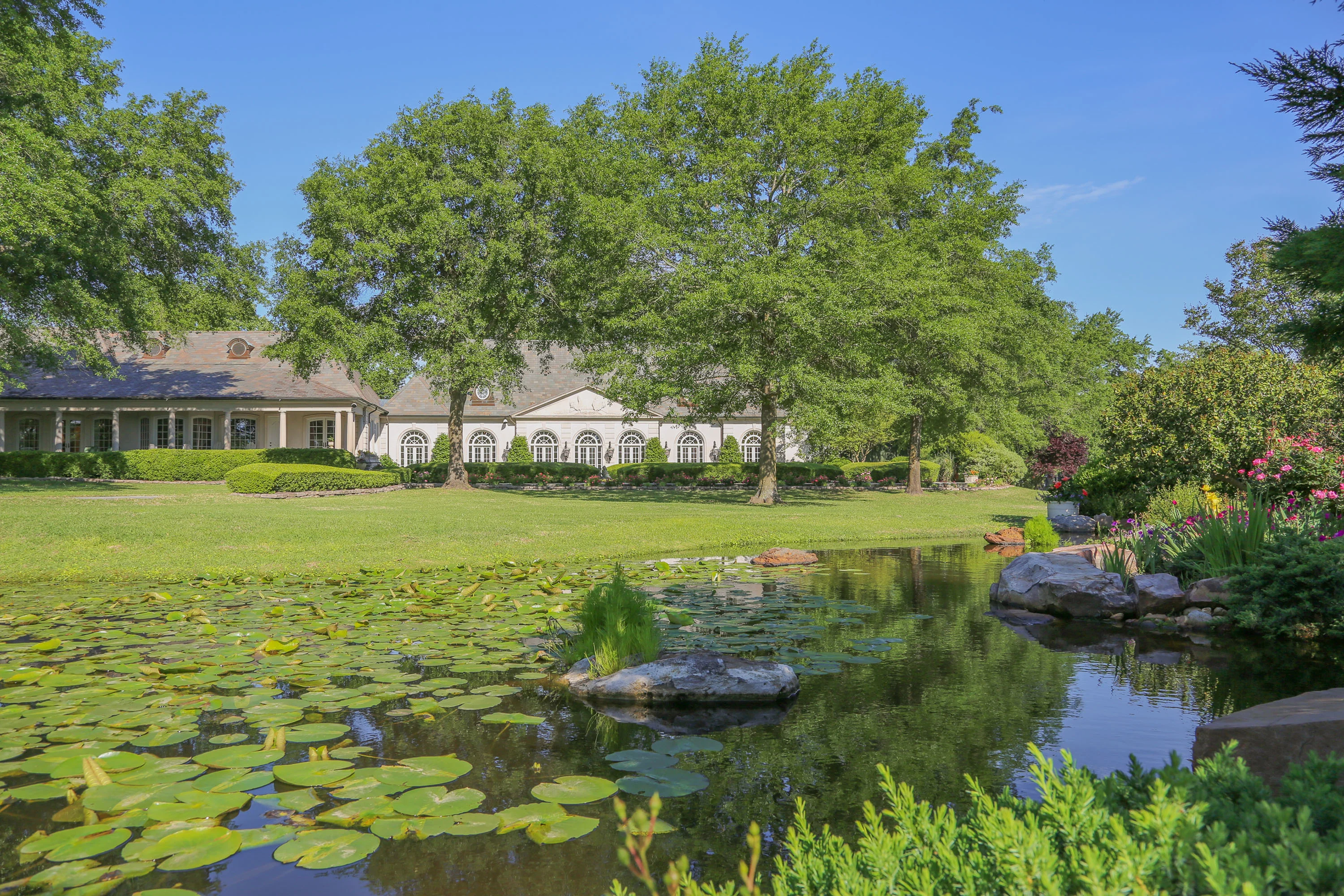 800 South Greer Boulevard, Pittsburg, East Texas, Texas 75686 - pilgrim-estate-800-s-greer-blvd-east-texas-53_fyhv1u