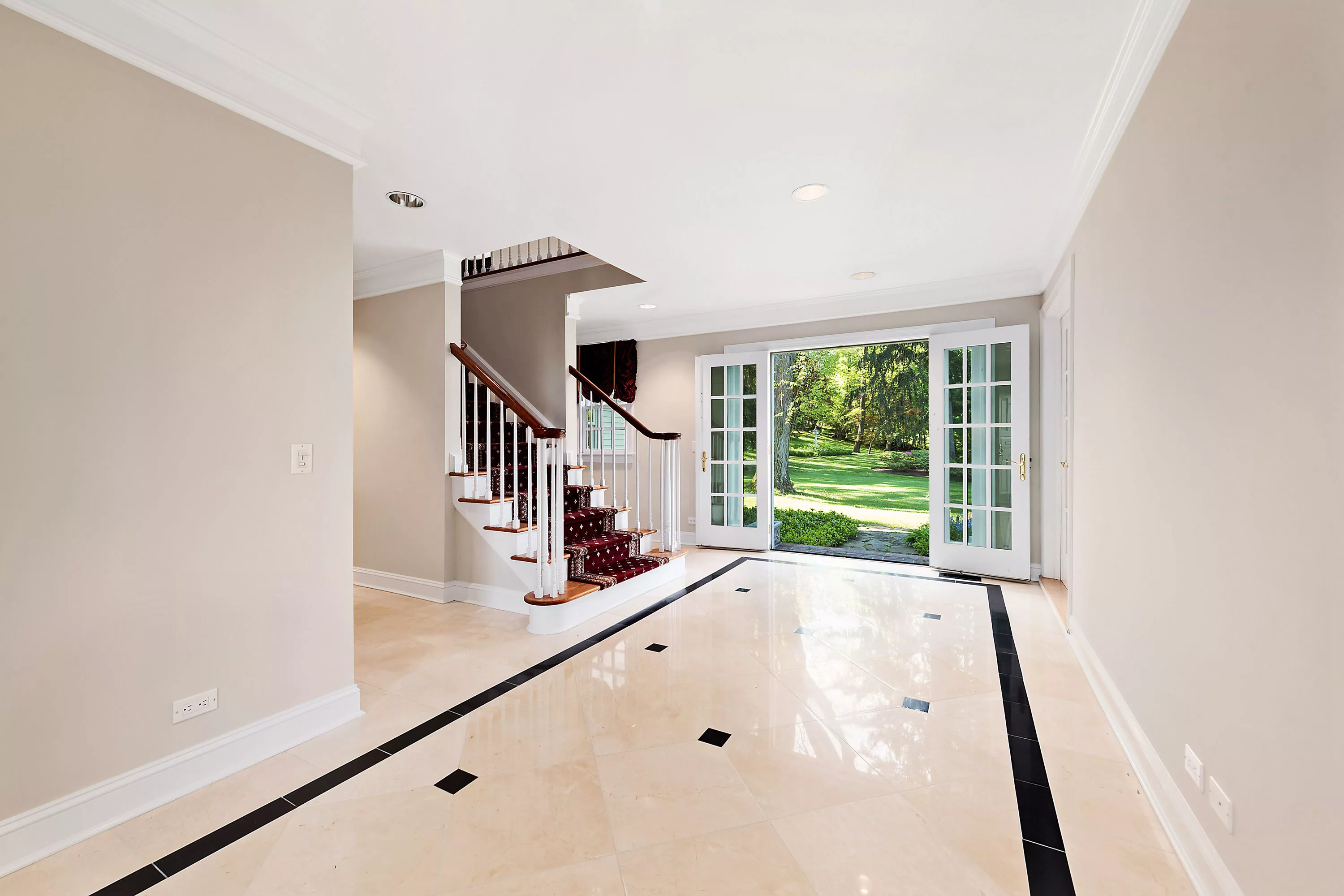 100 Scarborough Station Road, Briarcliff Manor, New York 10510 - O_8AA0D3DC4530498FA3B7F7779DF29358_330035_3_1_ec9zpa