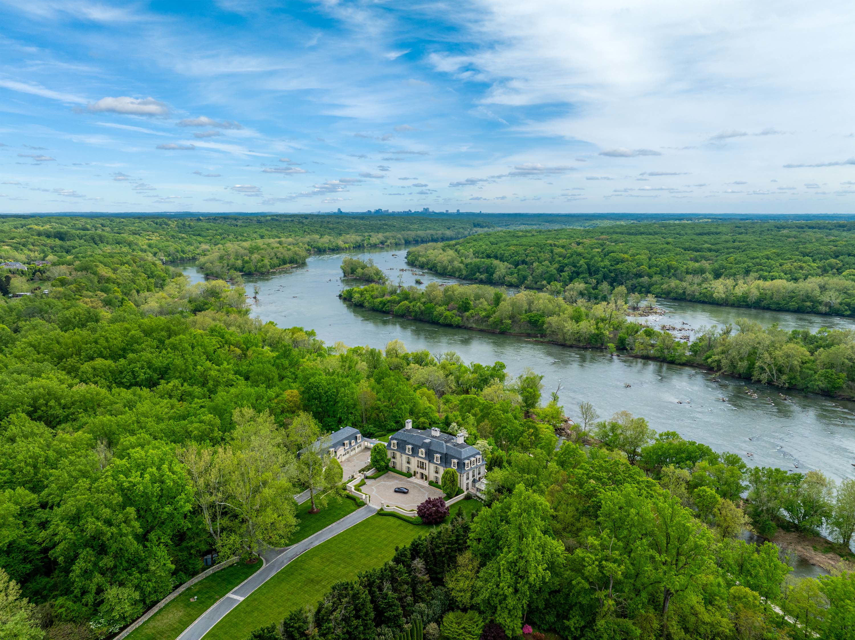 55 11900 River Rd, Potomac, MD 20854 - Luxury Real Estate - Concierge Auctions