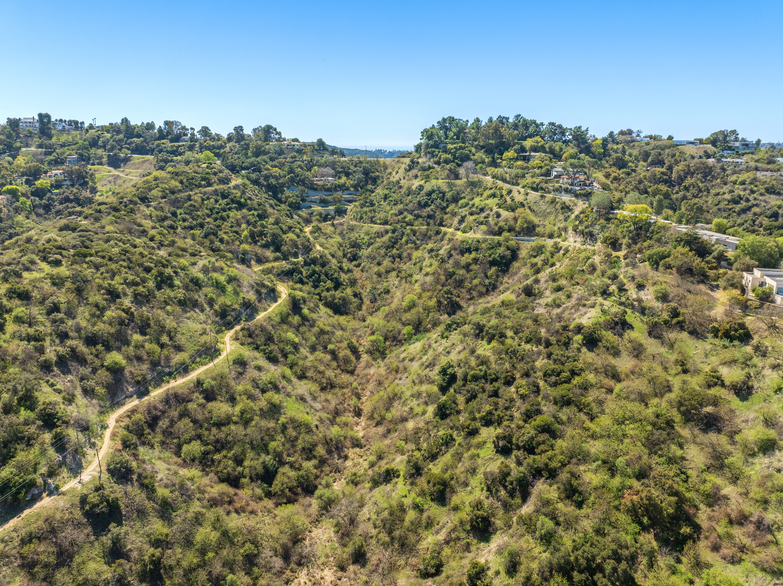 008 13511 Mulholland Dr