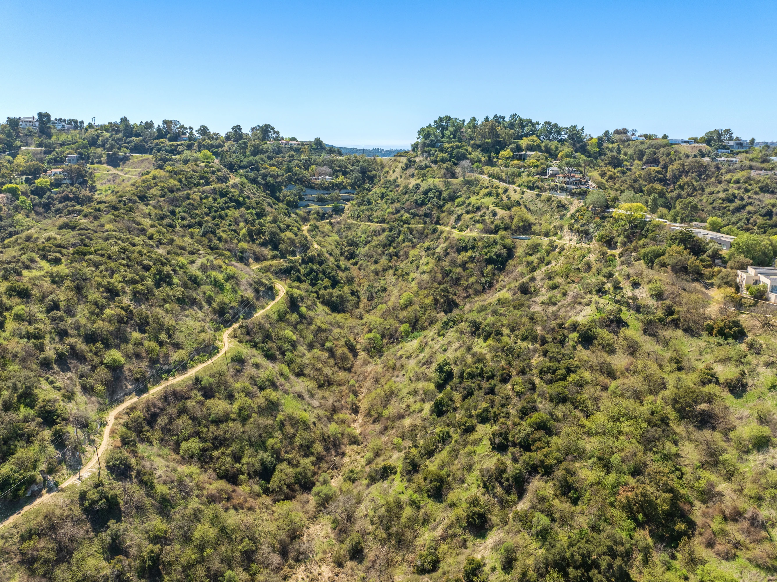 008 13511 Mulholland Dr