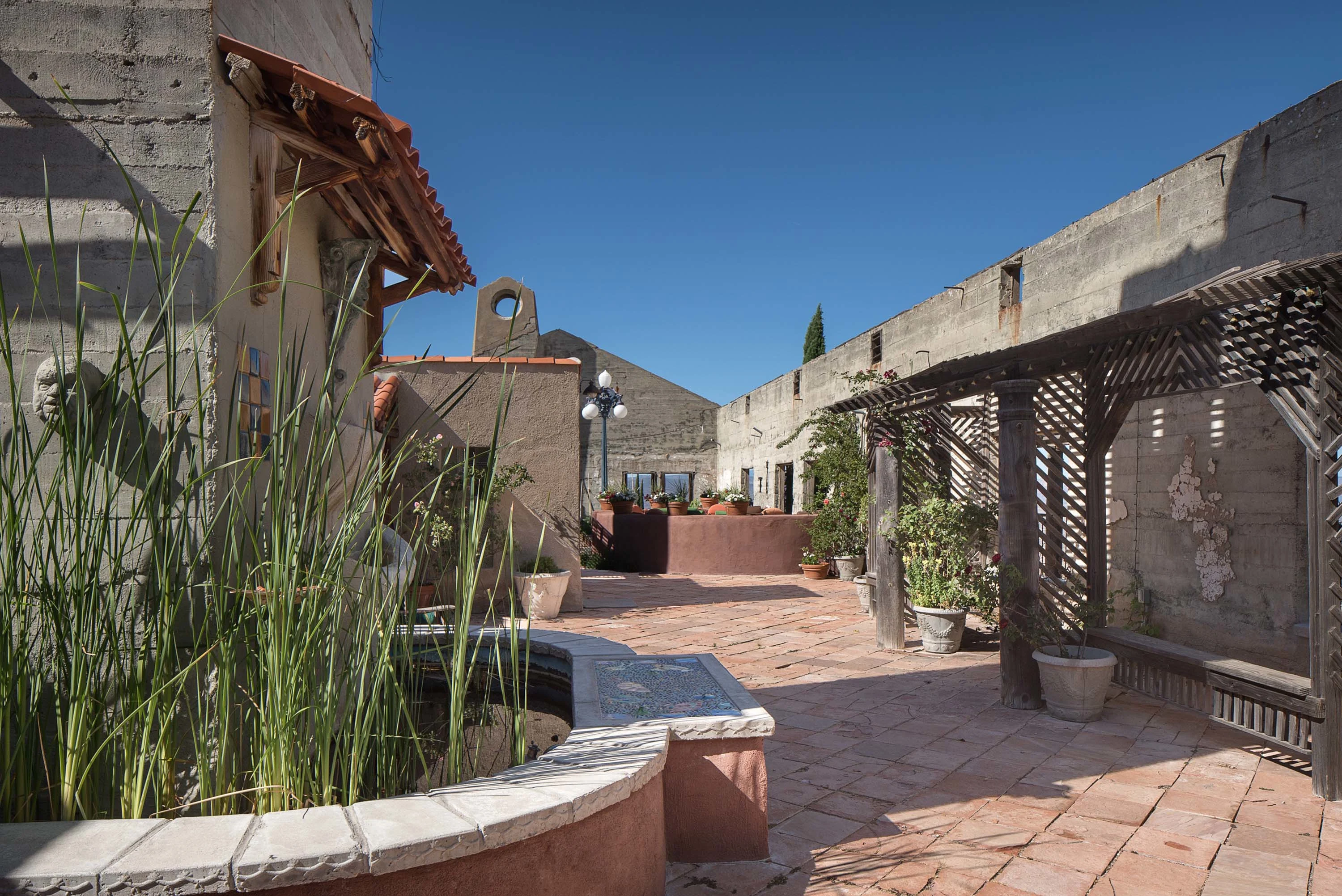 300 Upper Bell Road, Near Sedona, Arizona 86331 - 300-upper-bell-road-jerome-arizona40_ae8eu5