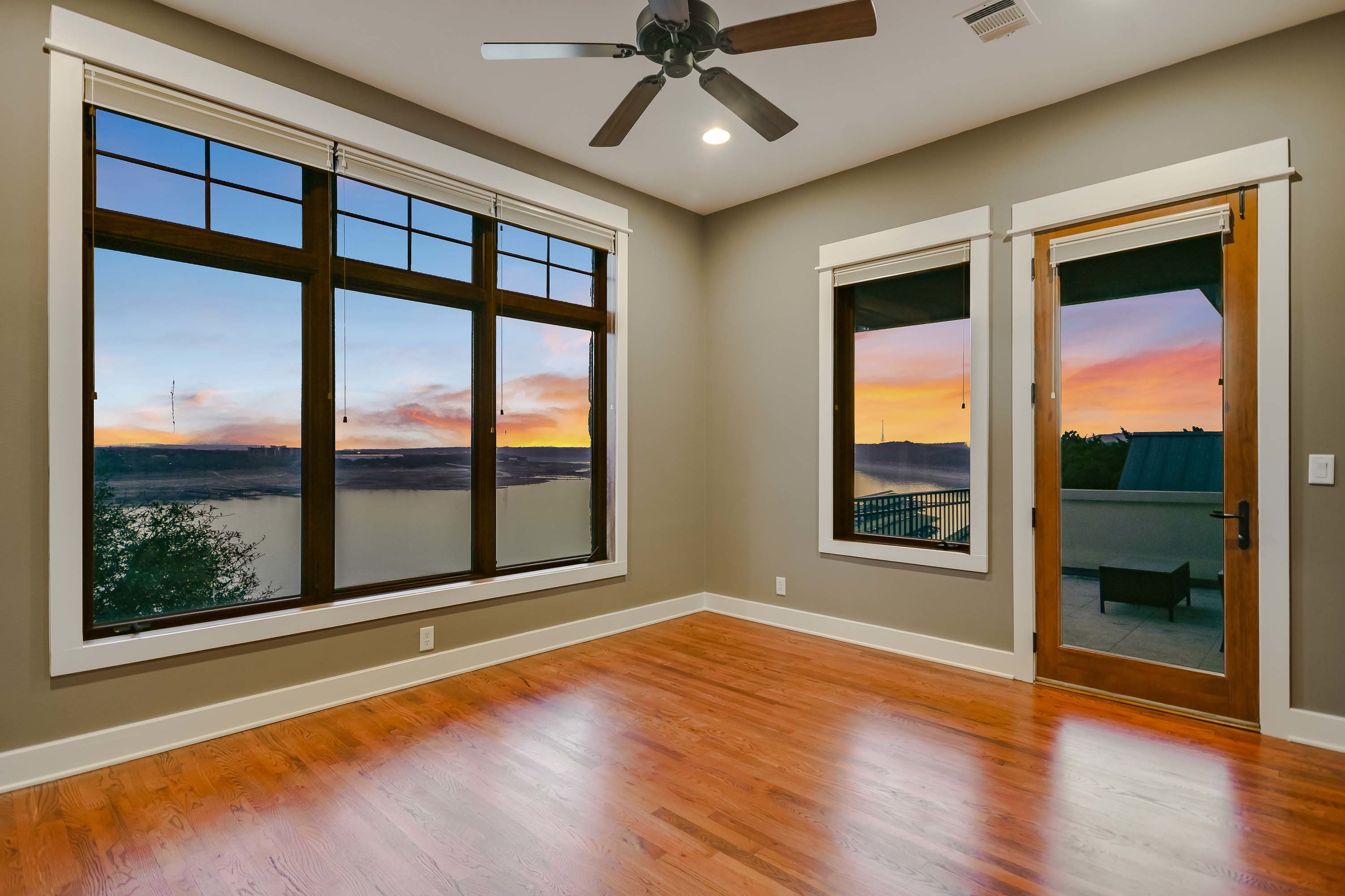24 6504 Lantern View Dr - Luxury Real Estate - Concierge Auctions