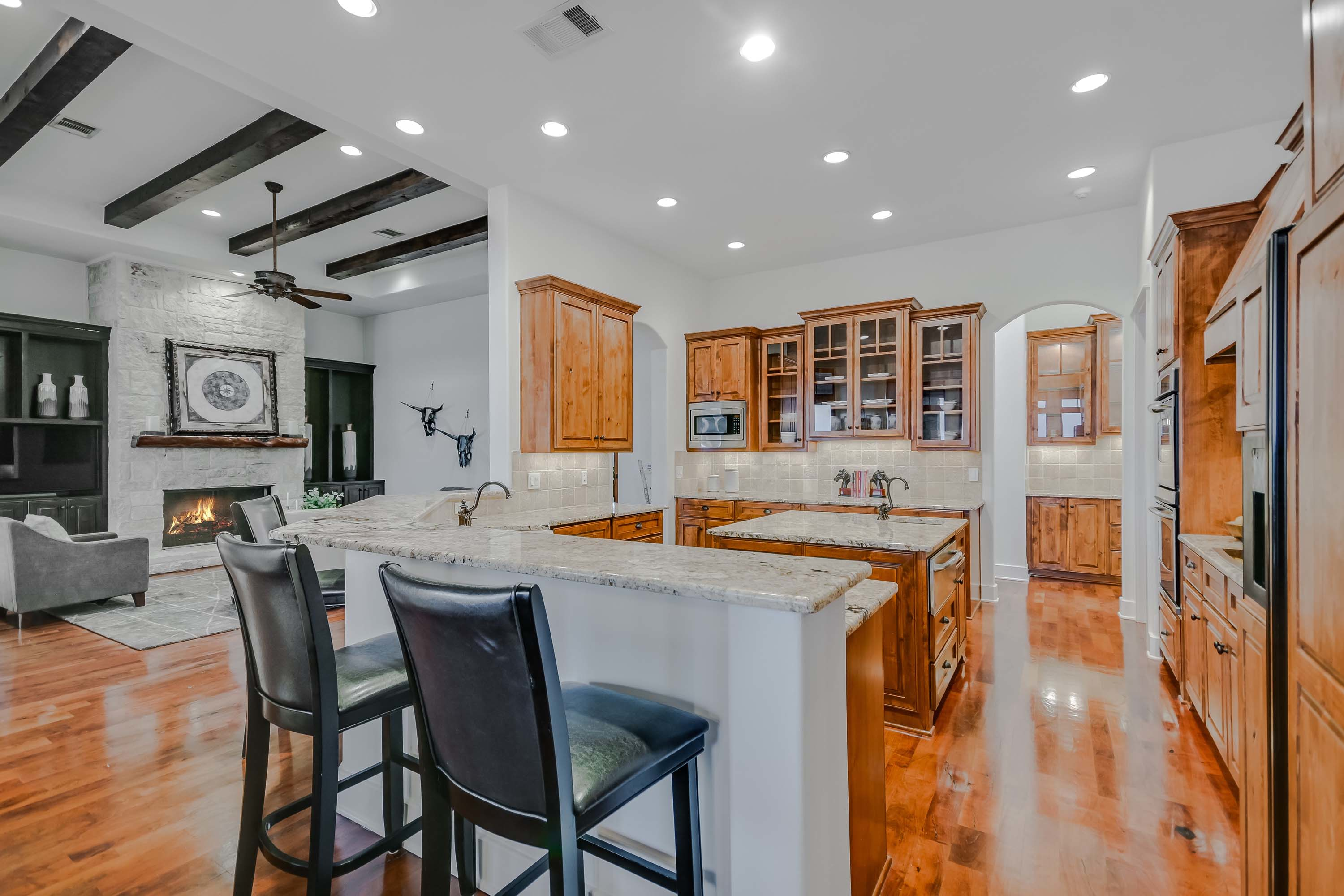 11 6504 Lantern View Dr - Luxury Real Estate - Concierge Auctions