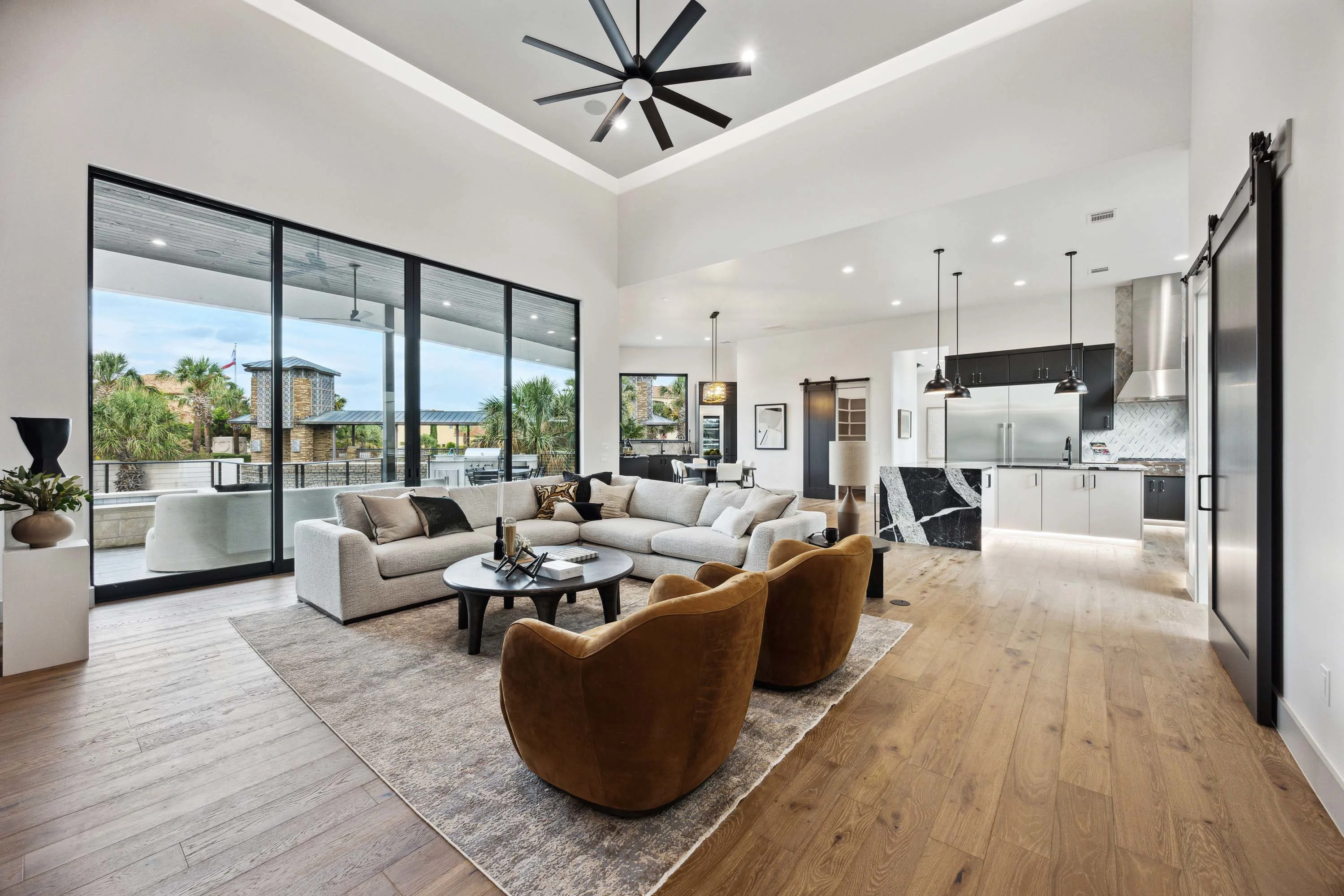 81 Applehead Island Drive, Austin Area, Horseshoe Bay, Texas 78657 - 07_Applehead_Island_Drive_hddj9y