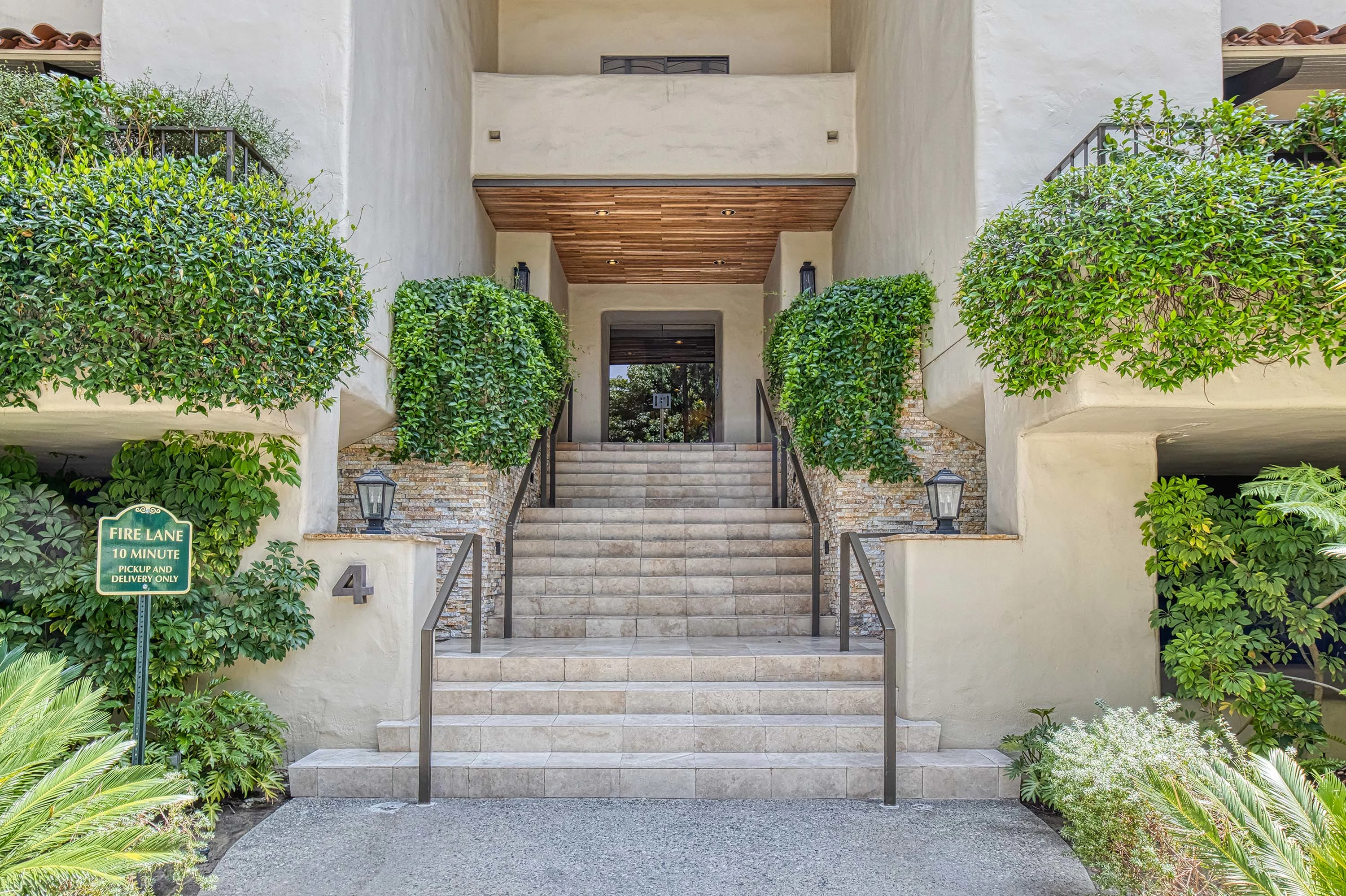 2178 Century Woods Way #40, Los Angeles, California 90067 - 19_-_IMG_3_okkyqs