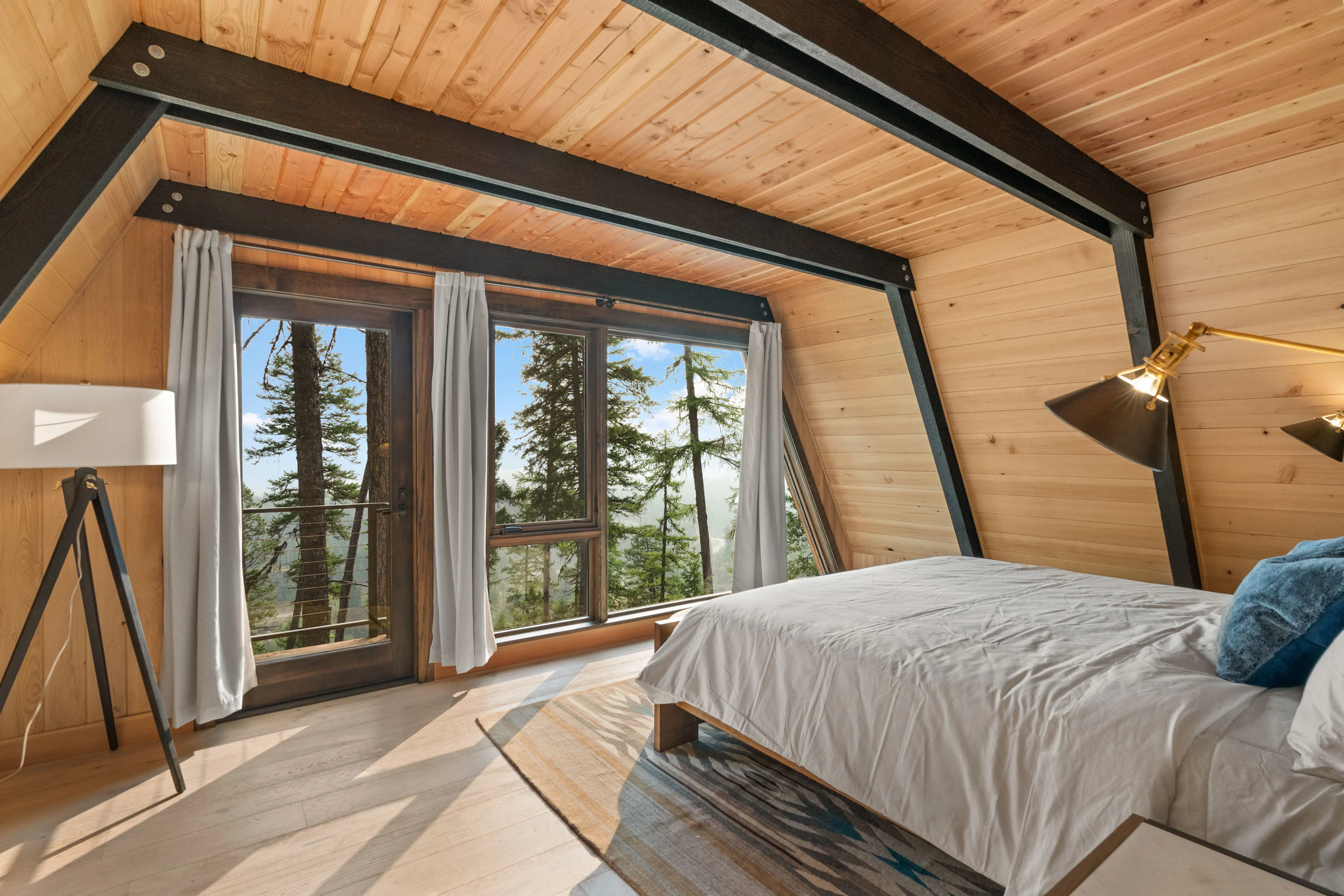 31 Forest Path Drive, Whitefish, Montana 59937 - On_The_Rocks_Treehouse_19_qgy4xj
