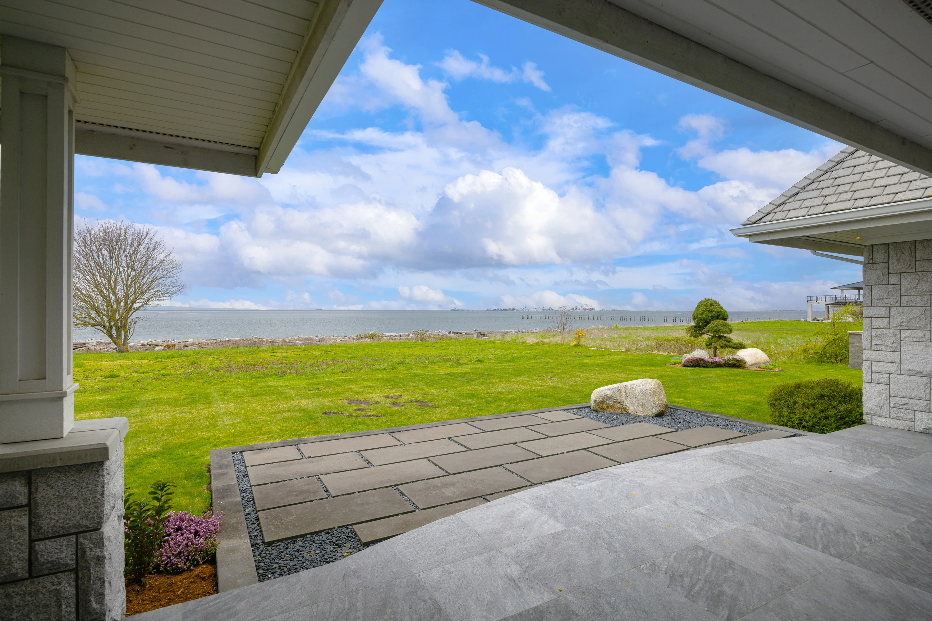 016 581 Marine Drive, Point Roberts, WA