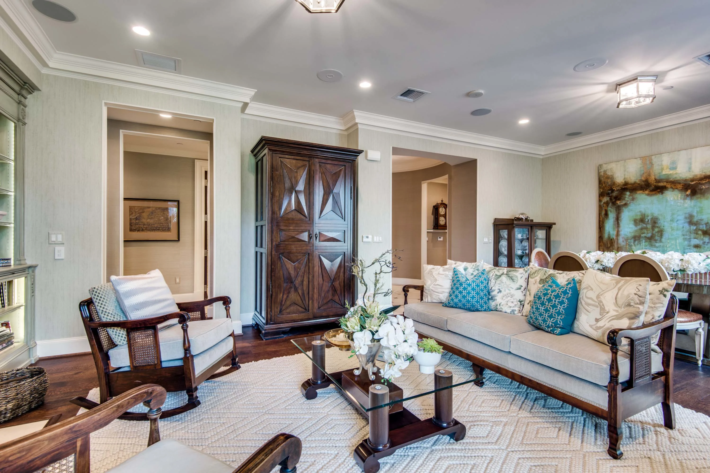 2555 North Pearl Street, #202, Ritz-Carlton Residences, Dallas, Texas 75201 - 2555-north-pearl-street-dallas-texas_08_cvwvn6