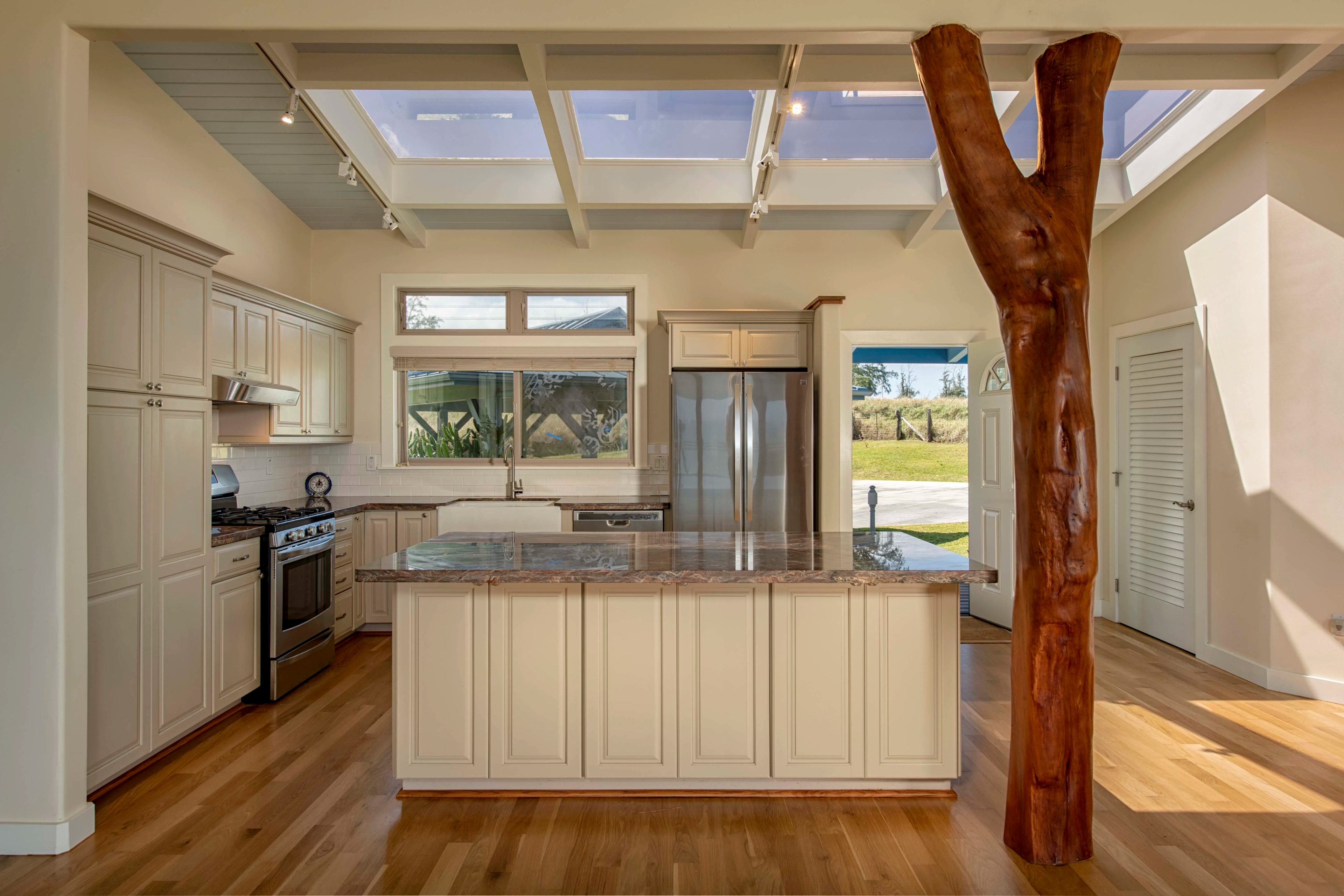55-3287 Hoea Makai Road, Hawi, Big Island, Hawaii 96719 - 553287-hoea-makai-road-hawi-hi10_owbwi8