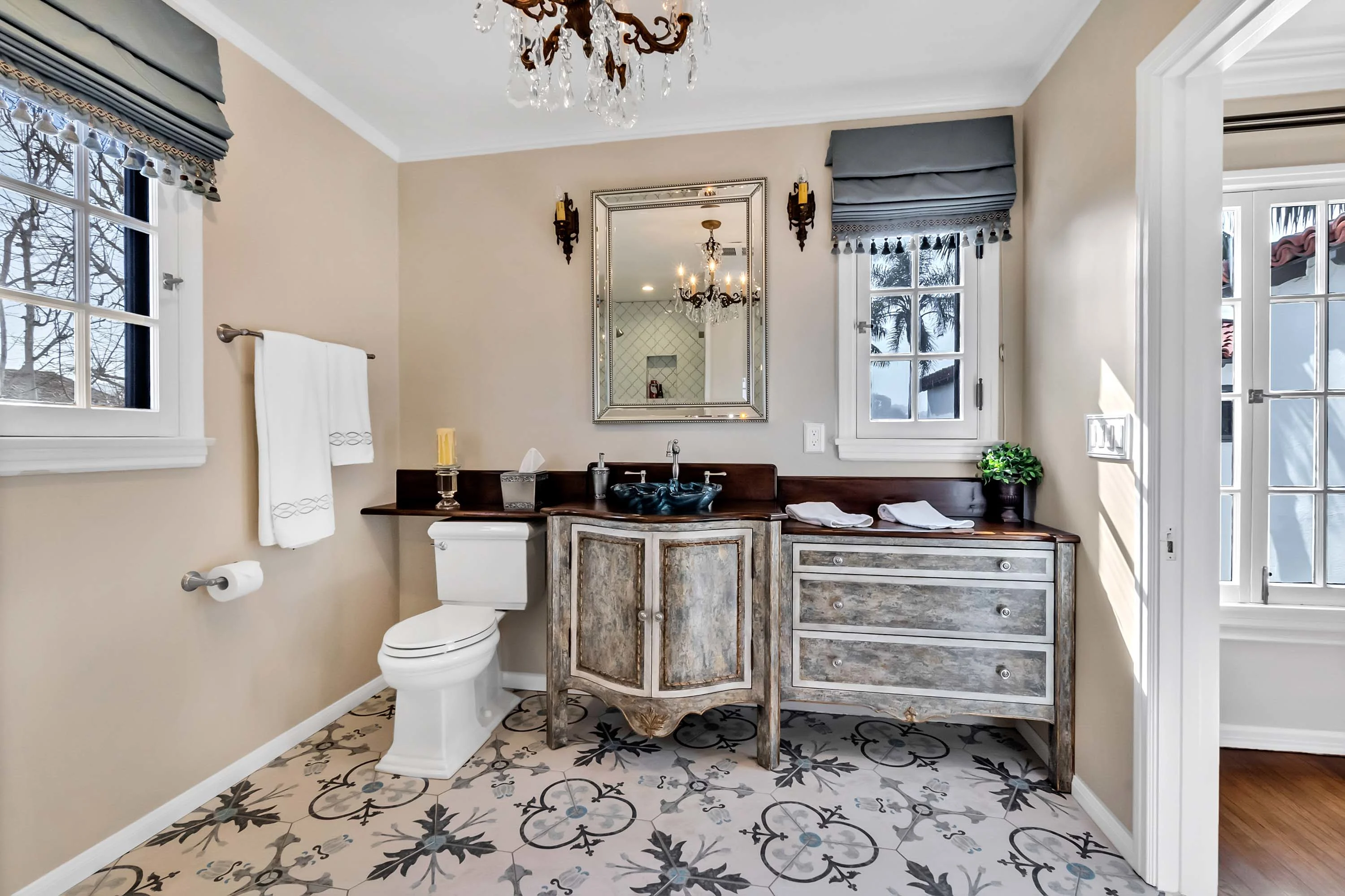 124 Via Monte Doro, Hollywood Riviera, California 90277 - 124_via_monte_doro_redondo_beach_california53_p6jkue