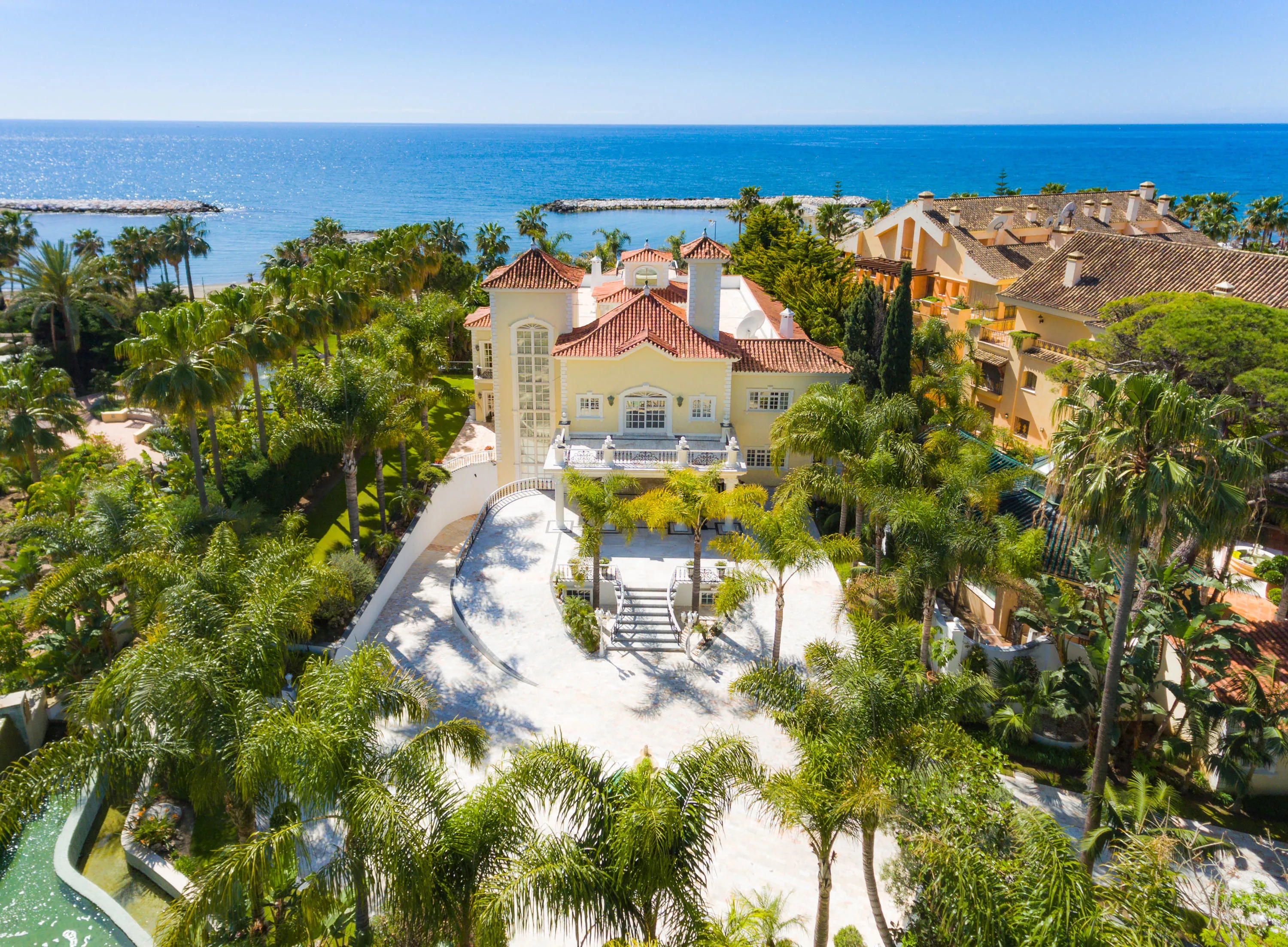 Arrabal el Rodeo 7, Marbella, Malaga 29660, Spain - el_martinete_marbella_spain_02_wnktes