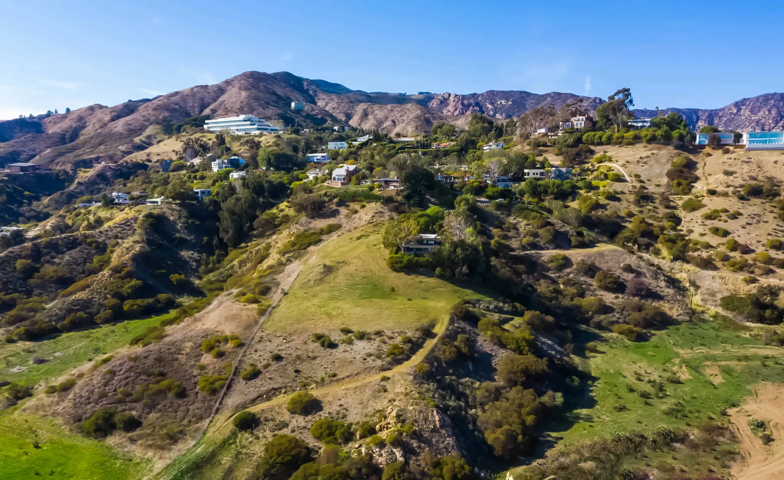 3700 La Paz, Malibu, California 90265 - 3700-la-paz-malibu-california01_copy_zepaub