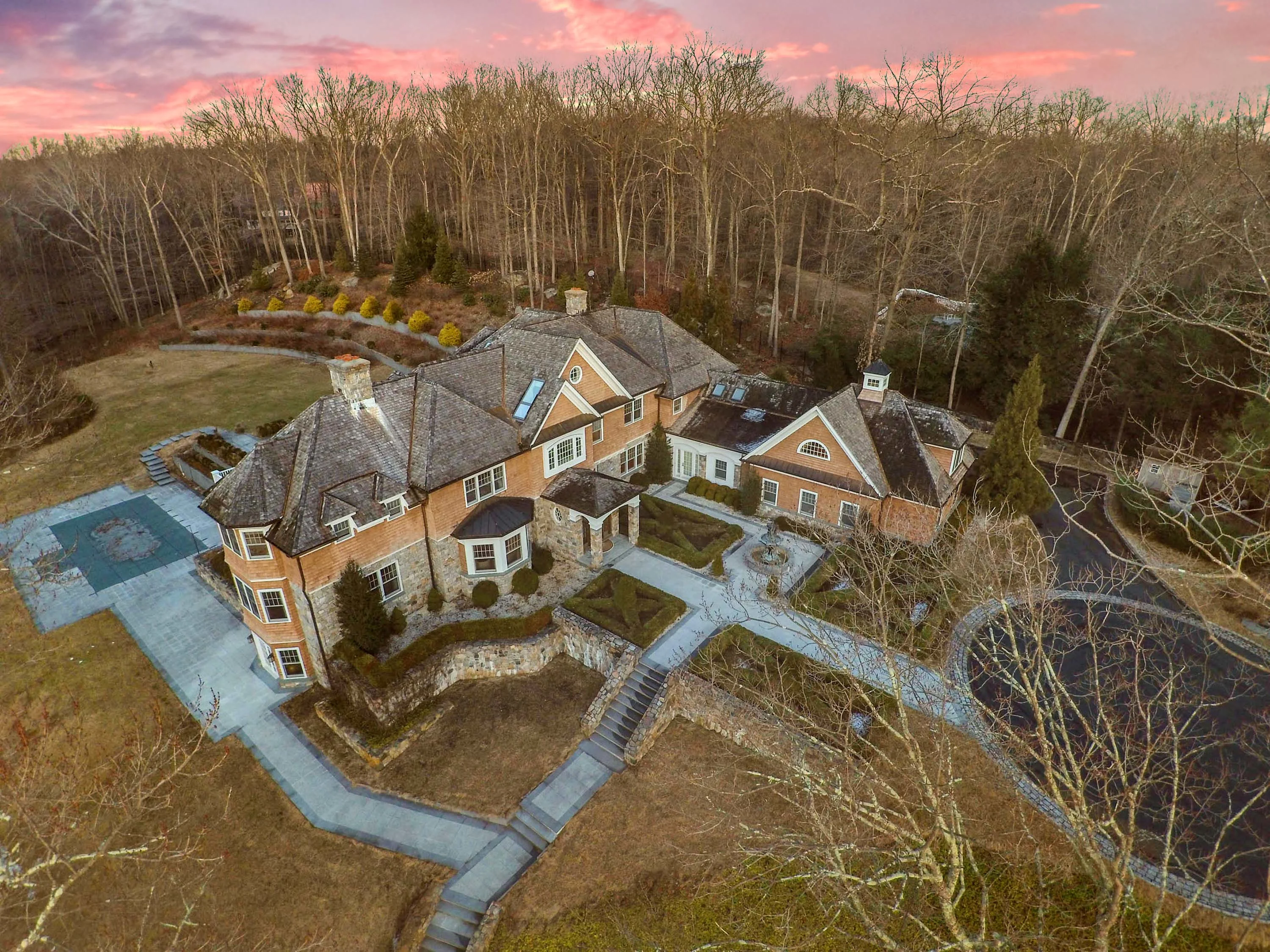 31 N Porchuck Road, Greenwich, Connecticut 06831 - 31-n-porchuck-road-greenwich-connecticut36_ndorqs