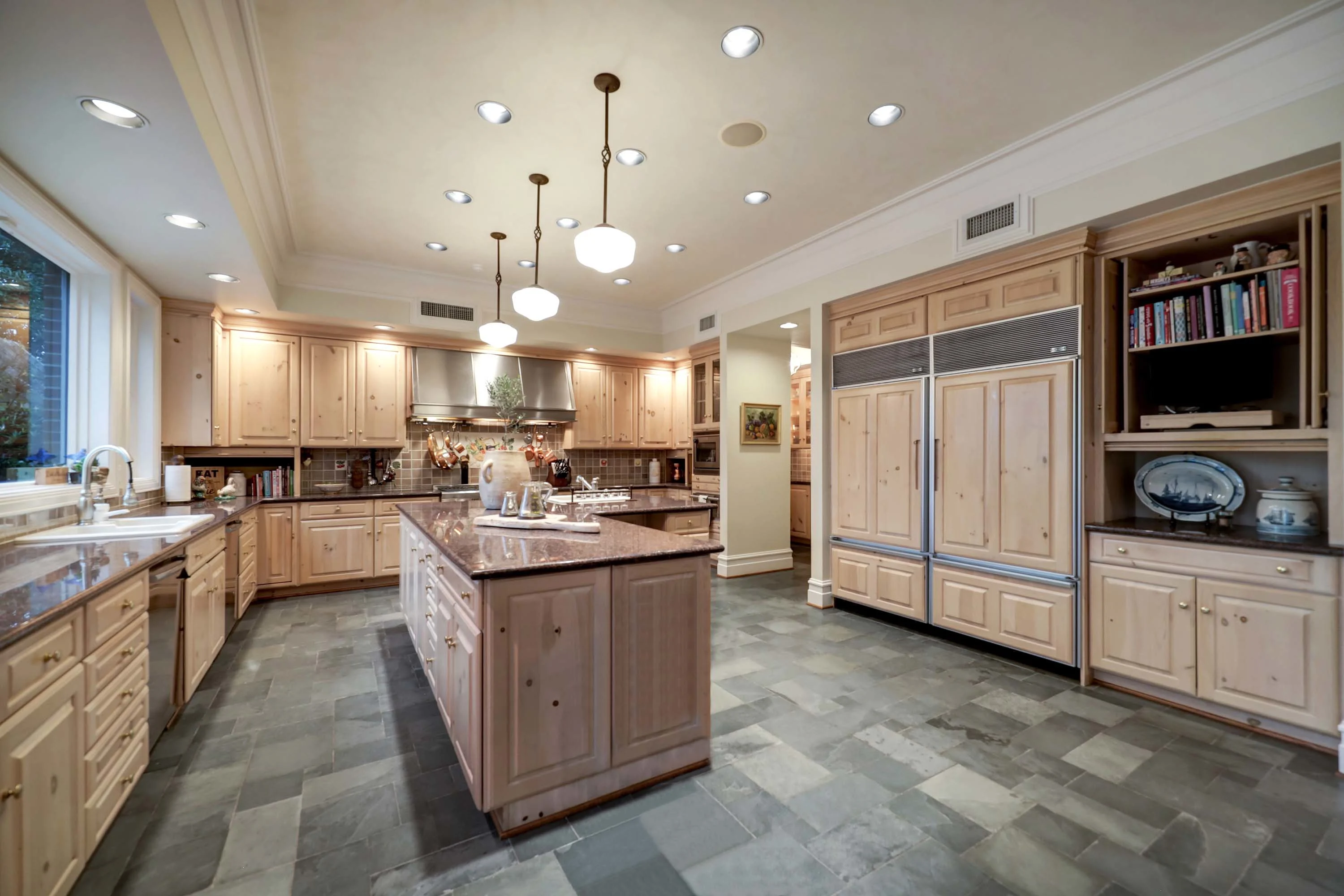 427 West Alkire Lake Drive, Sugar Land, Houston Area, Texas 77478 - 15_-_Alkire_Lake_W_427_IMG_045_1_1Kitchen_spveis