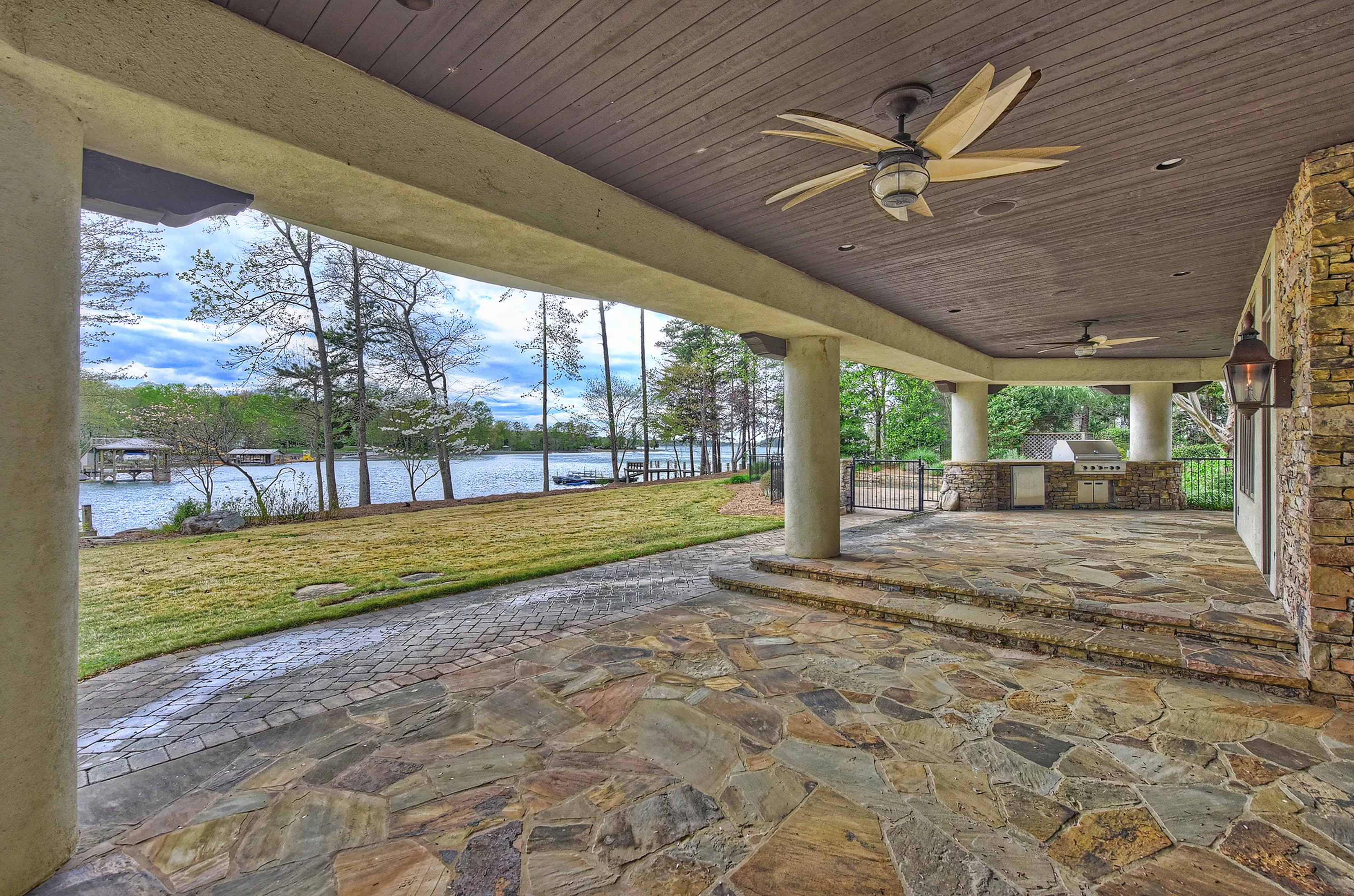 106 Grey Lady Court, Lake Norman, North Carolina 28117 - 106_Grey_Lady_Court_Lake_Norman_North_Carolina33_wgrxga
