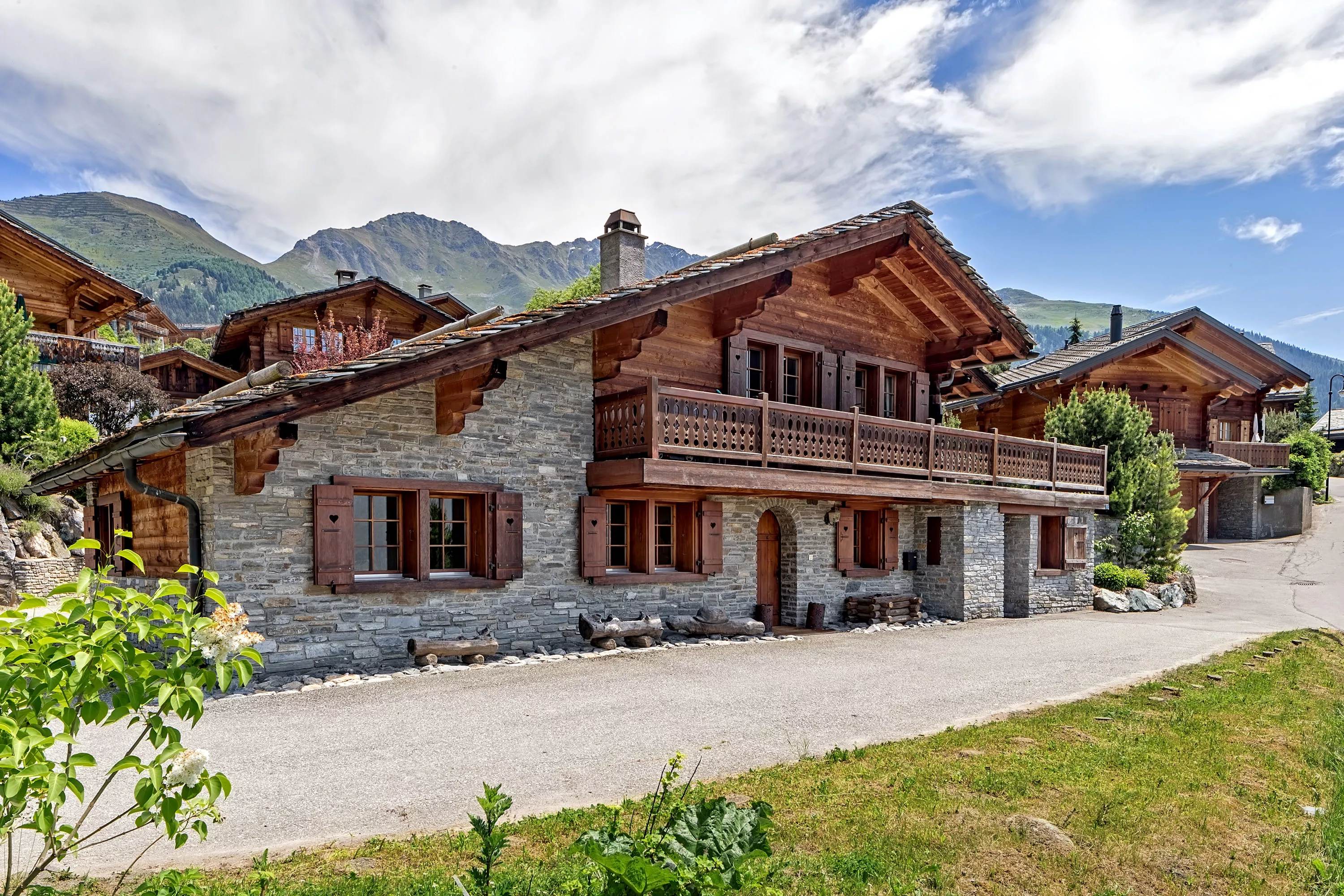 Chemin de Plan Pra 101, Verbier, Swiss Alps , Switzerland - maison_verbier_switzerland_01_nco6h1
