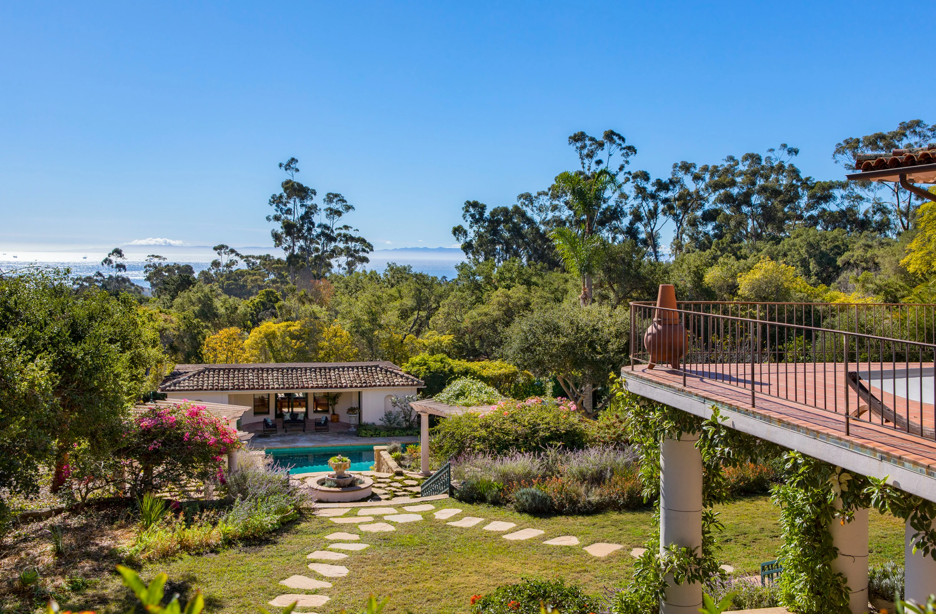 859 Picacho Lane, Montecito, California  - 859-picacho-lane-santa-barbara-california43_sj2ob3