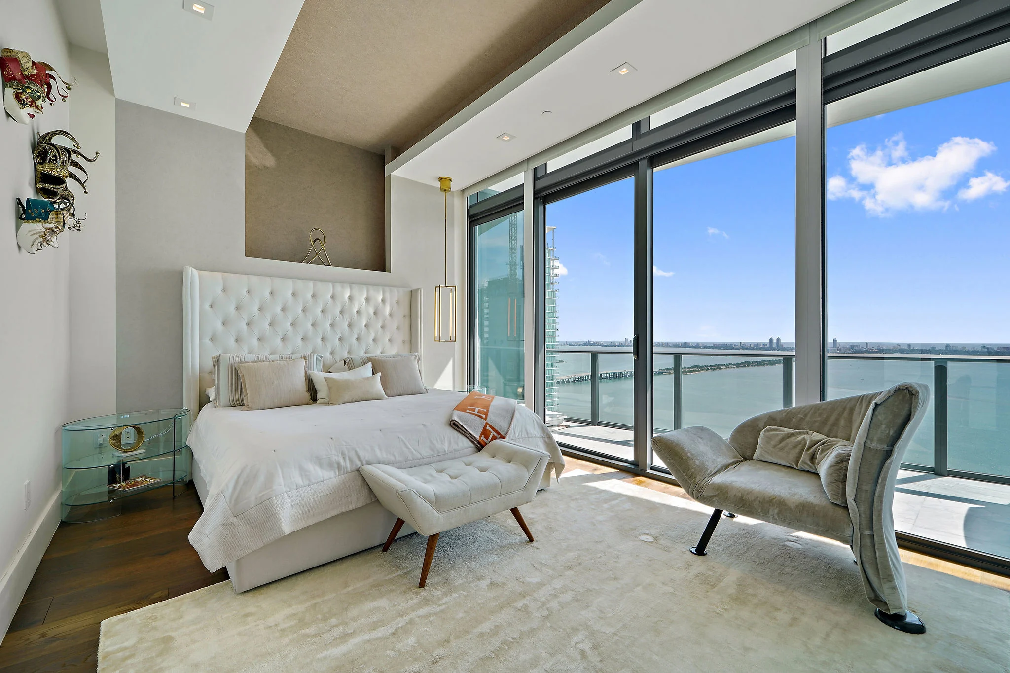 460 NE 28th Street, #4104, Miami, Florida 33137 - 20_-_33__4104_photo_by_MiamiRealEstatePhotographers.com_Neila_Granzoti_Rudden_ujnscm