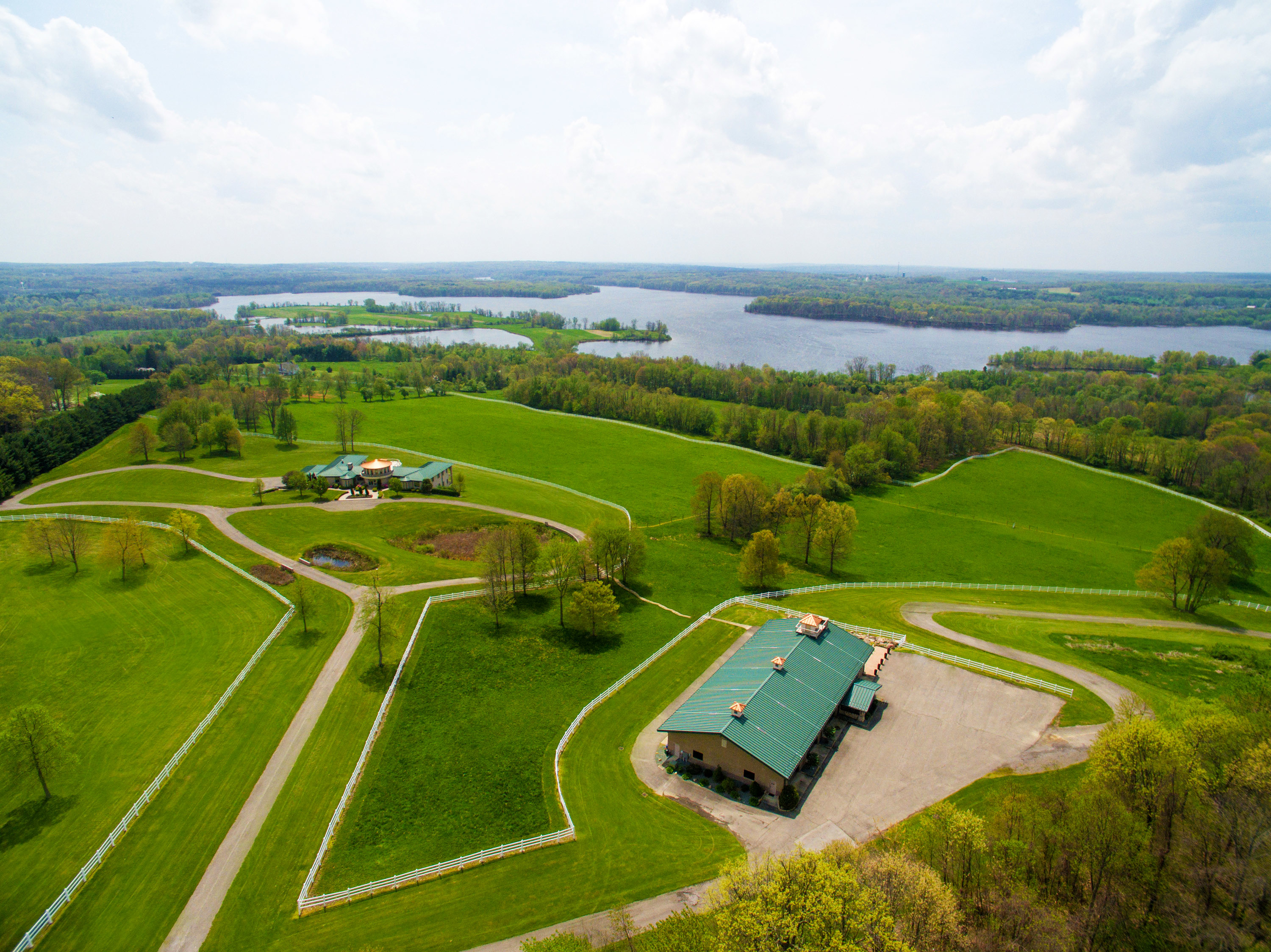 101 Carrier Road, Transfer, Pennsylvania 16154 - 101-Carrier-Road-Transfer-PA36-04-21-24-2424_l55agg