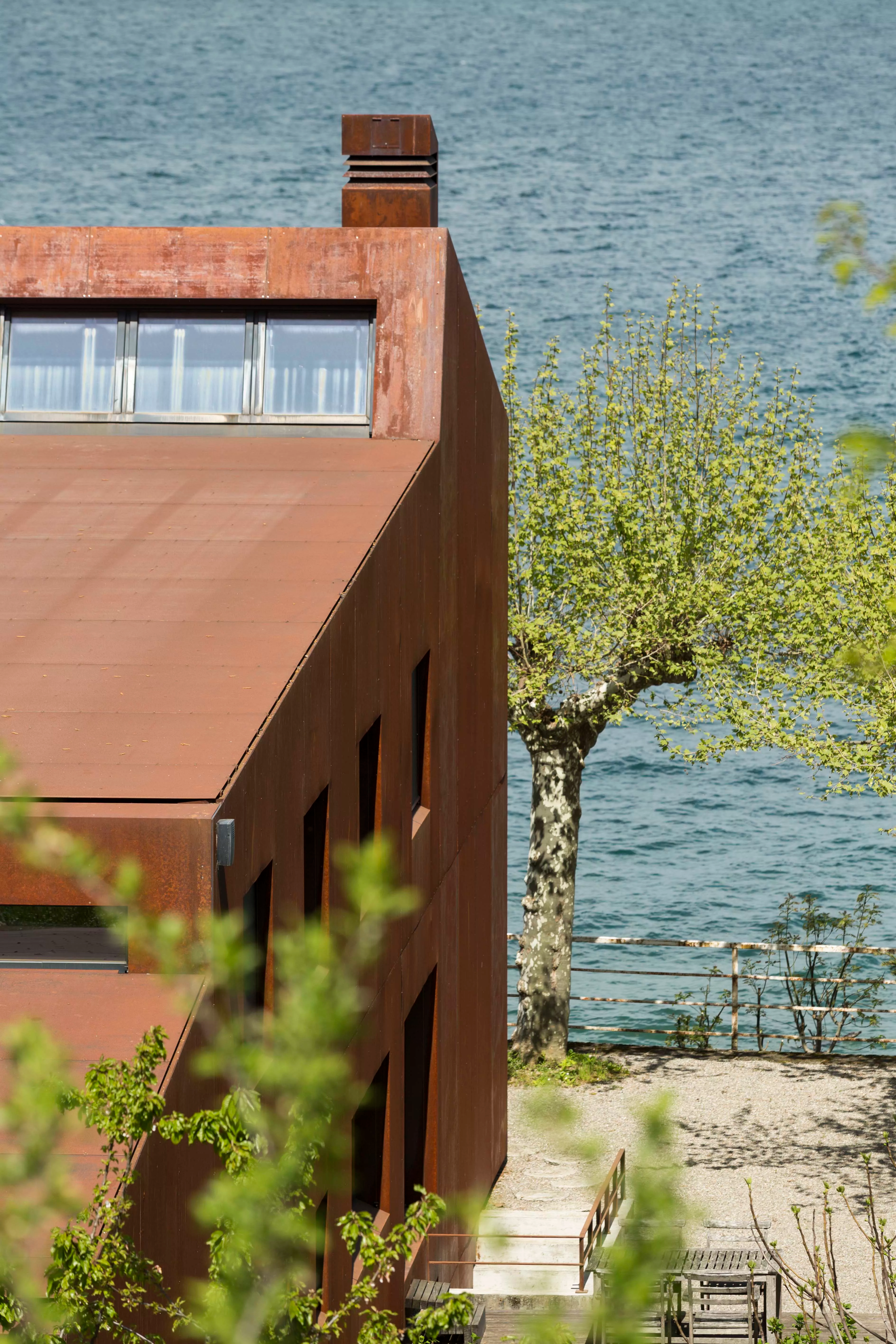 26, Avenue du General Leclerc, Near Evian, Auvergne-Rhône-Alpes 74200, France - casa-26-france35_if3mrw