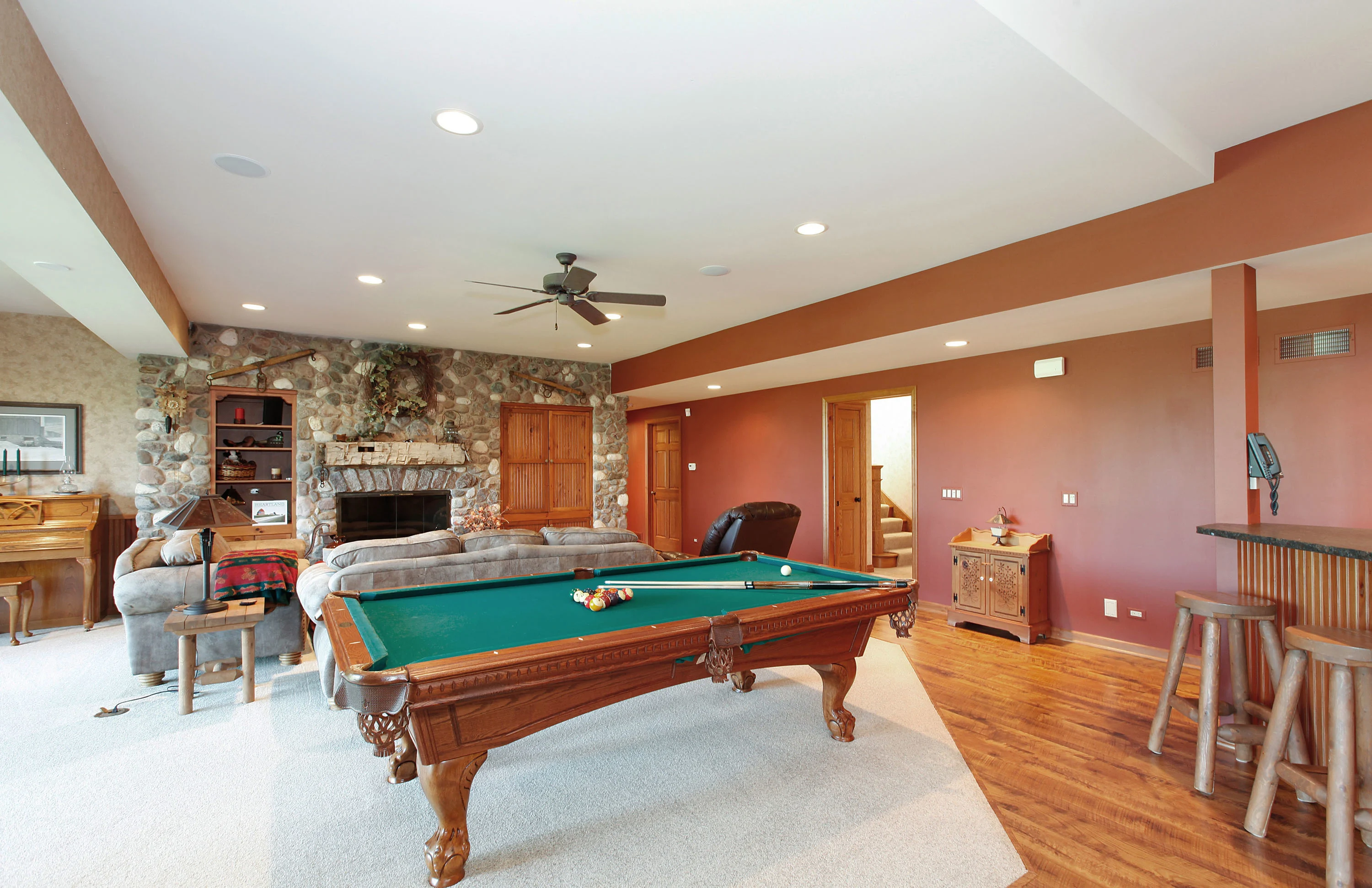 2780 Nish Road, Crystal Lake, Illinois 60012 - 2780-nish-road-crystal-lake-illinois18_riiuci