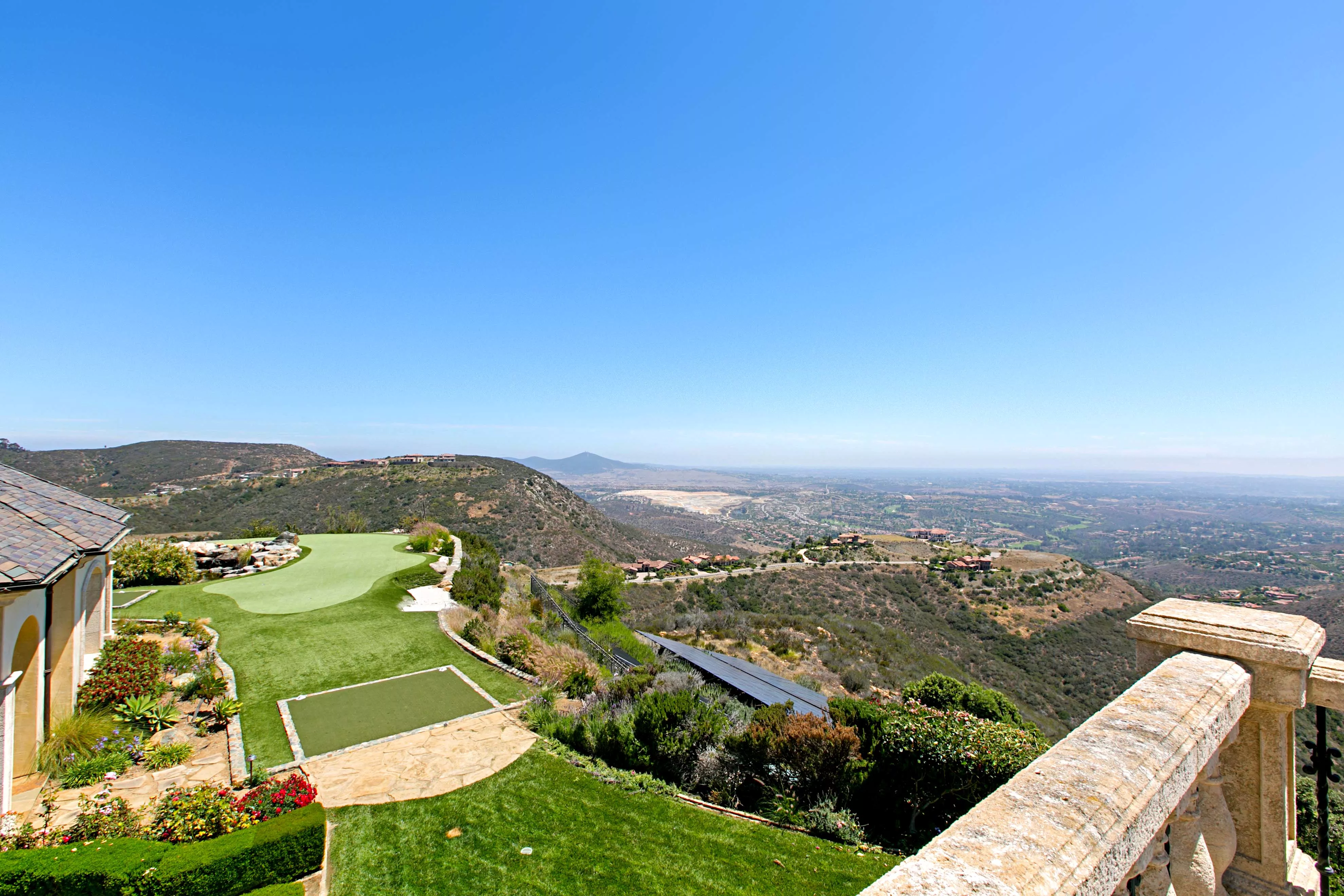 18441 Via Ambiente, Rancho Santa Fe, California 92067 - 18441-via-ambiente-rancho-santa-fe22_rrzmvk