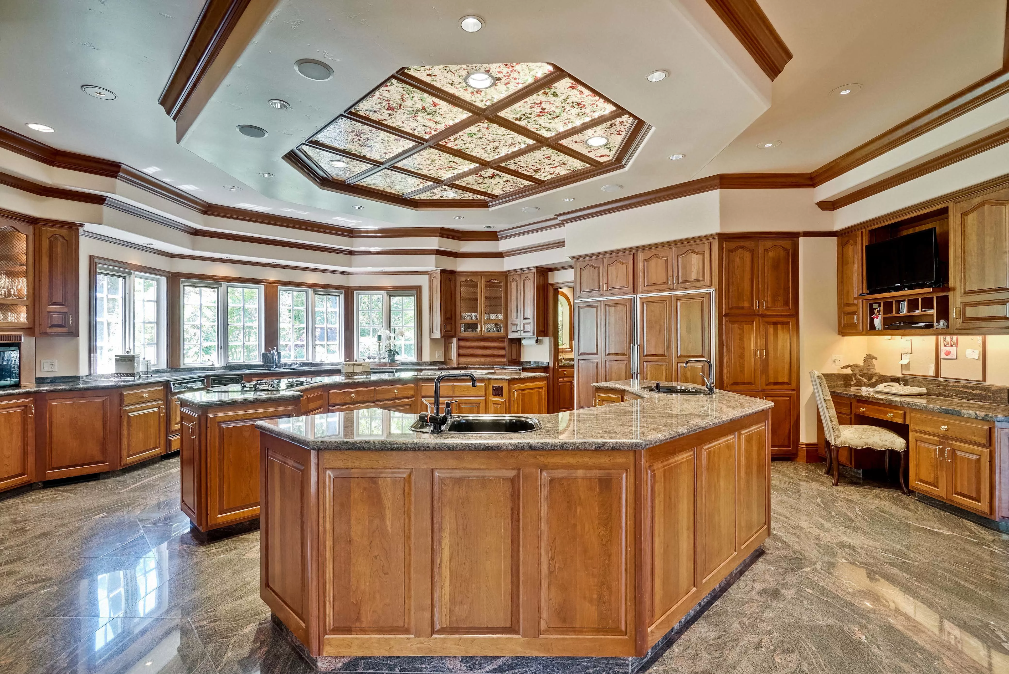 700 Kings Mountain Road, Woodside, California 94062 - 700-kings-mountain-road-woodside-california20_l8dbqw