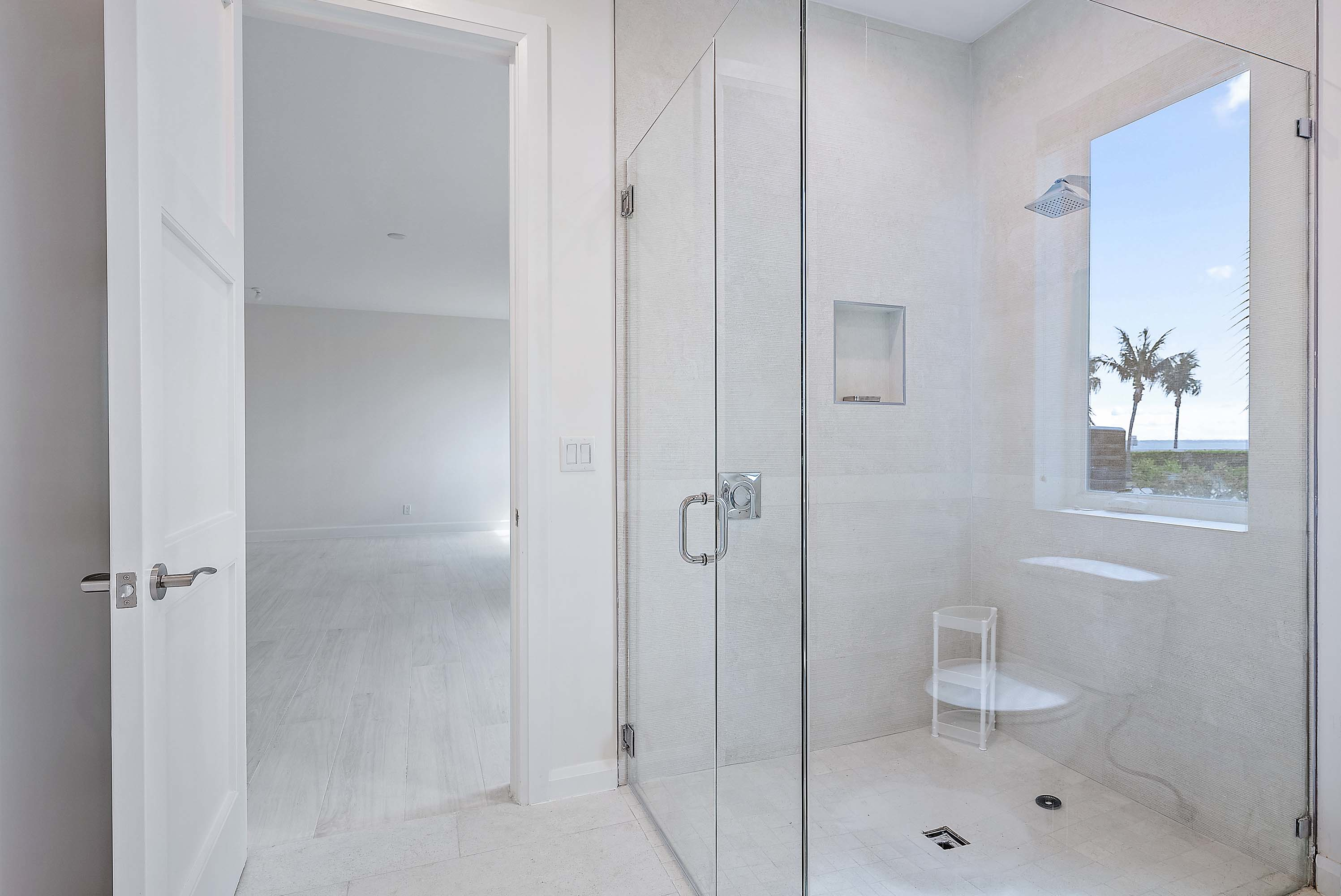 08 7916 South Ocean Drive - Luxury Real Estate - Concierge Auctions