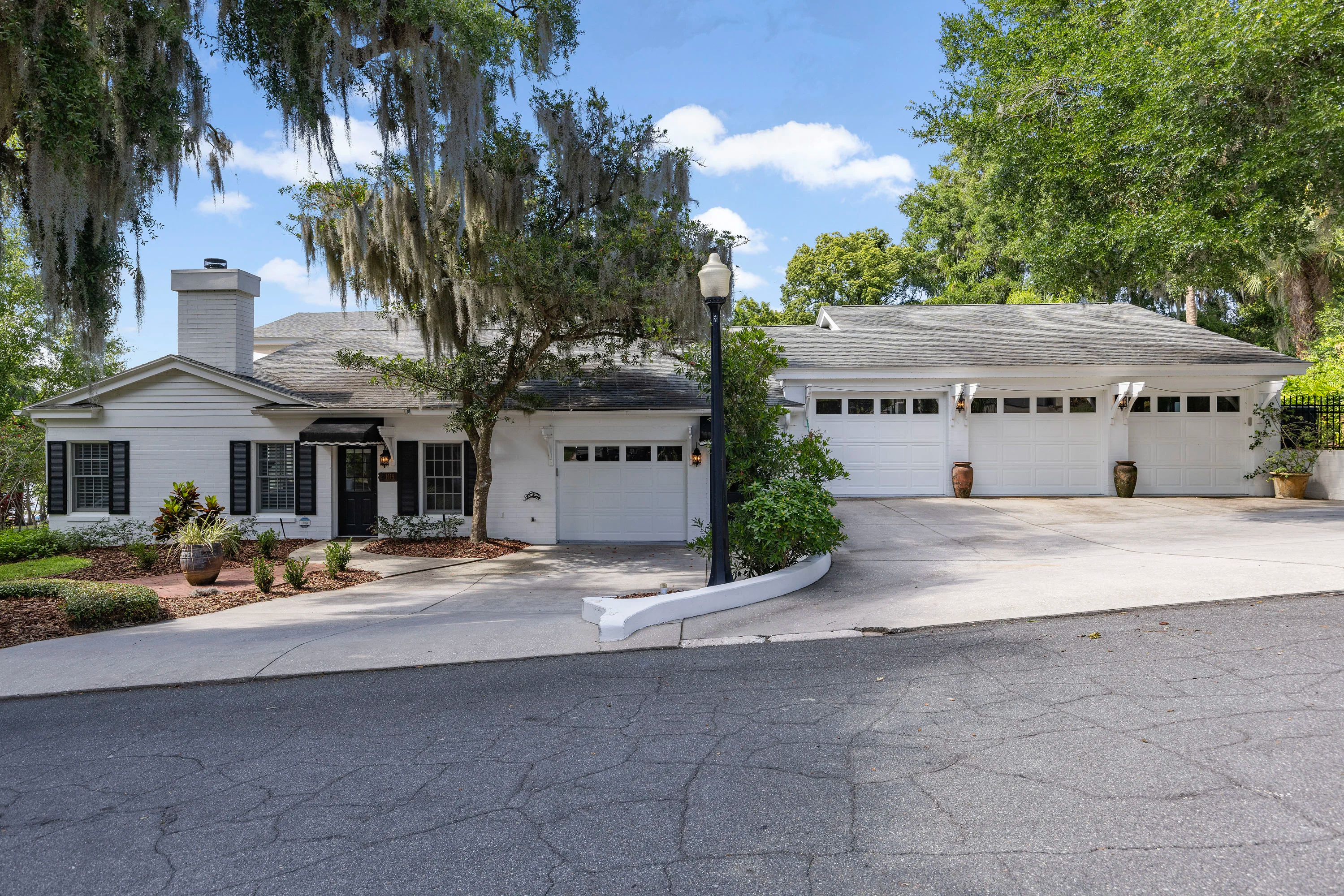 1414 Sylvan Drive, Mount Dora, Near Orlando, Florida 32757 - 1414_Sylvan_Drive_Mount_Dora_FL_44_b8cq9n