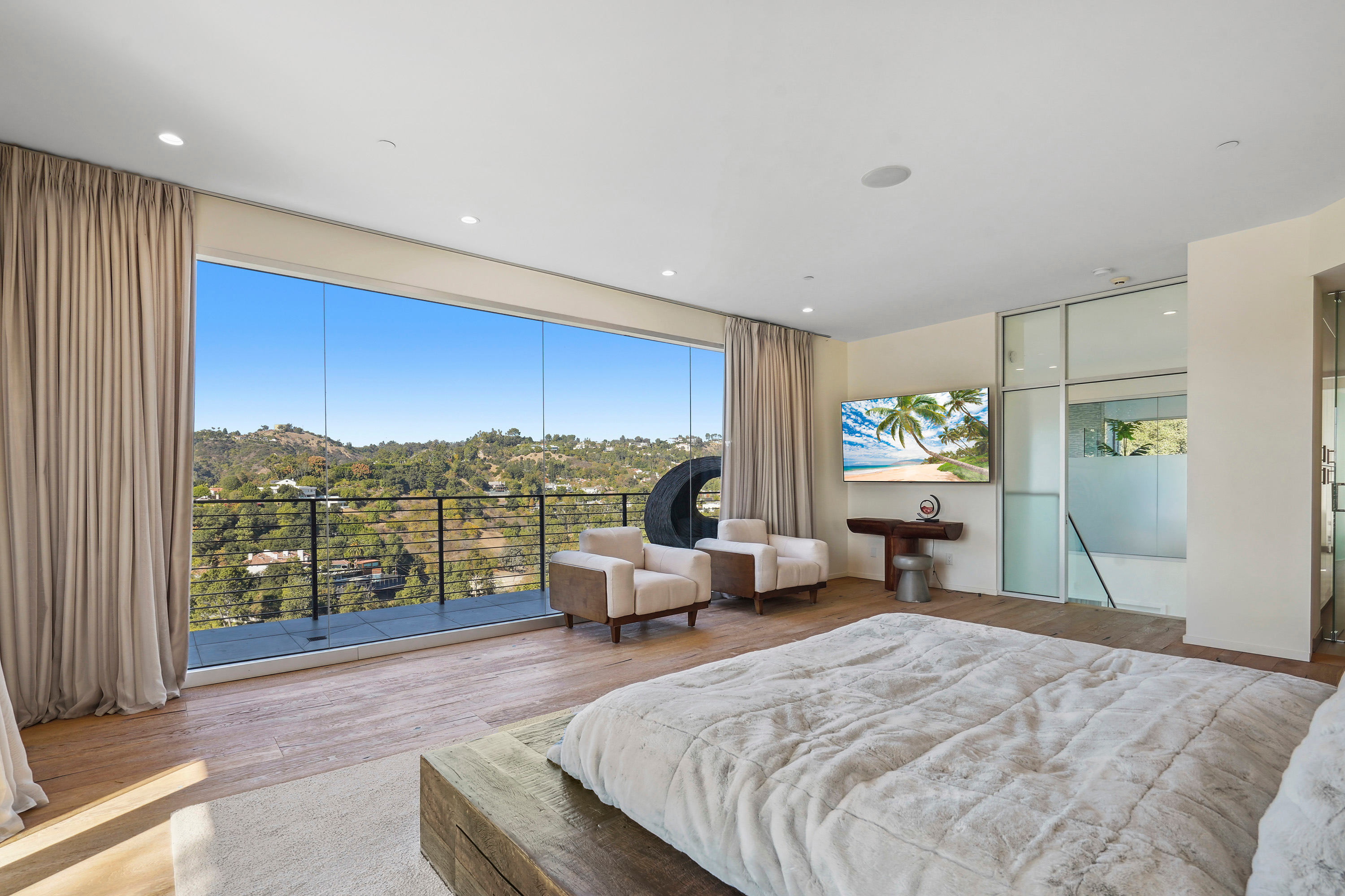 24 9716 Oak Pass Rd - Luxury Real Estate - Concierge Auctions