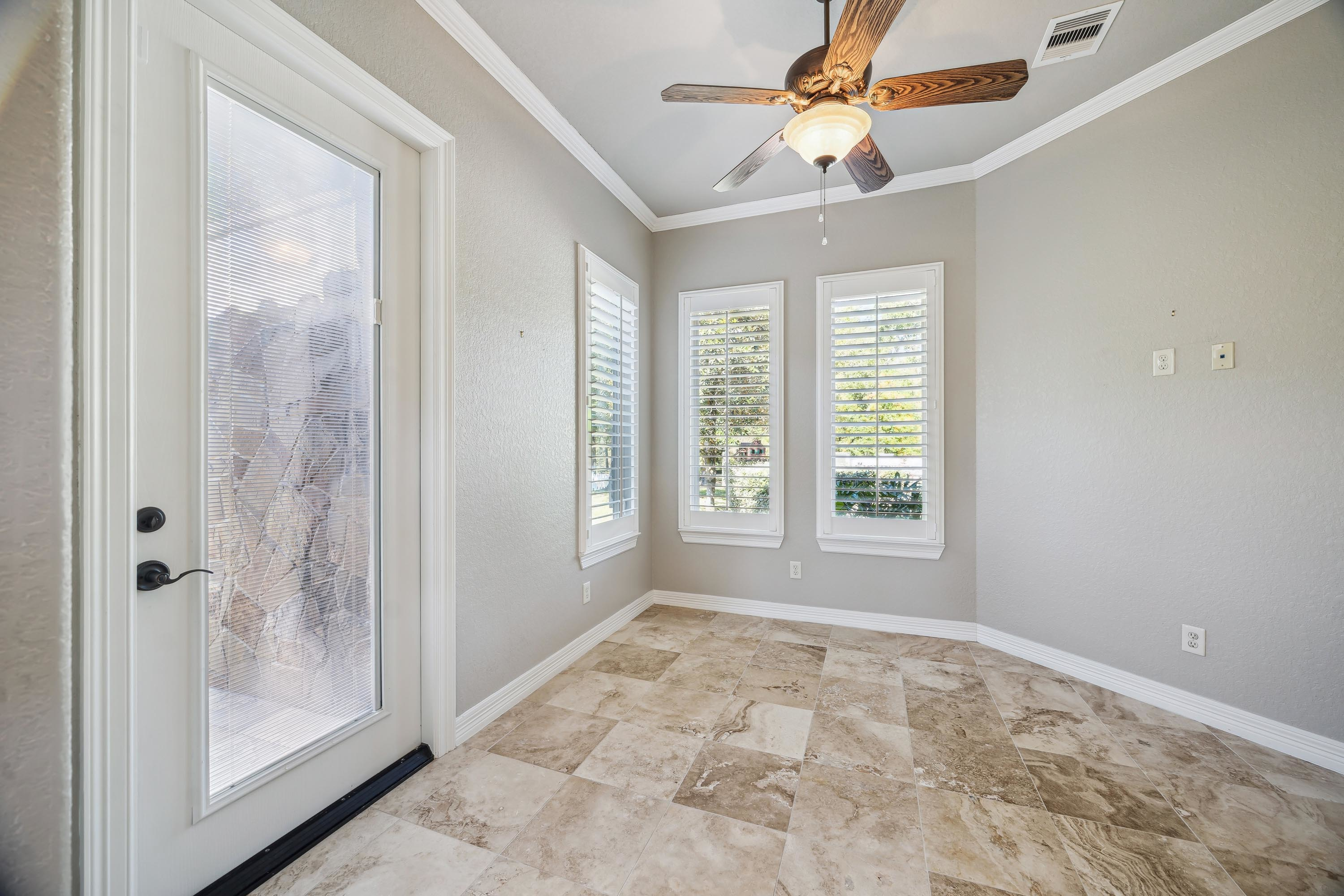 26 27919 Hansons Ct - Luxury Real Estate - Concierge Auctions