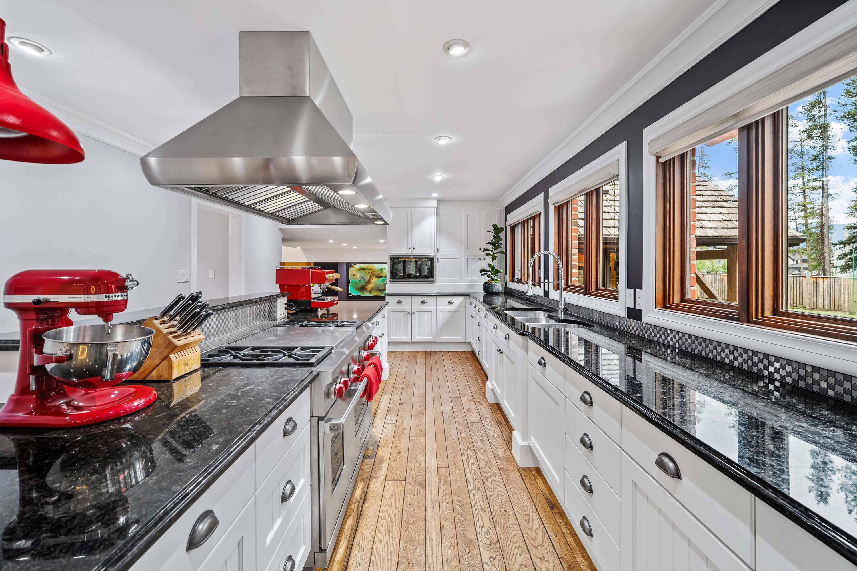 03 5 Woodside Lane, Canmore, Alberta T1W 1T1 - Luxury Real Estate - Concierge Auctions