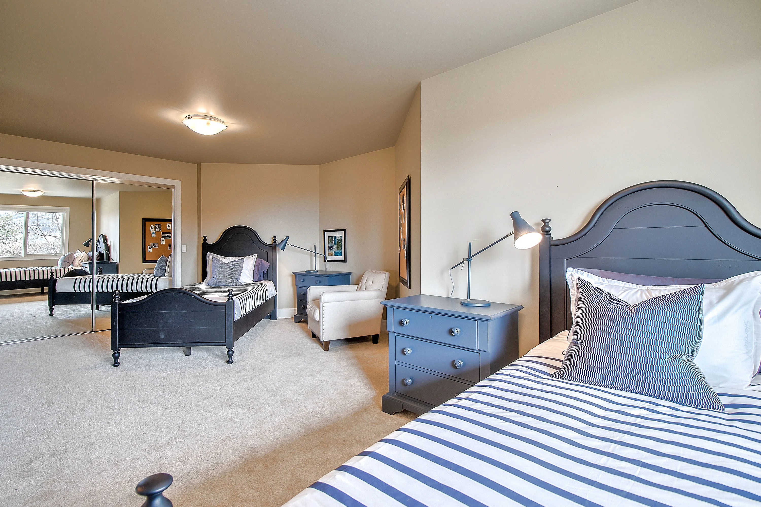 290156 160 Street W, Near Calgary, Alberta T2J 2P9, Canada - 290156-160-street-rural-foothills-county-alberta-canada40_rpidmr