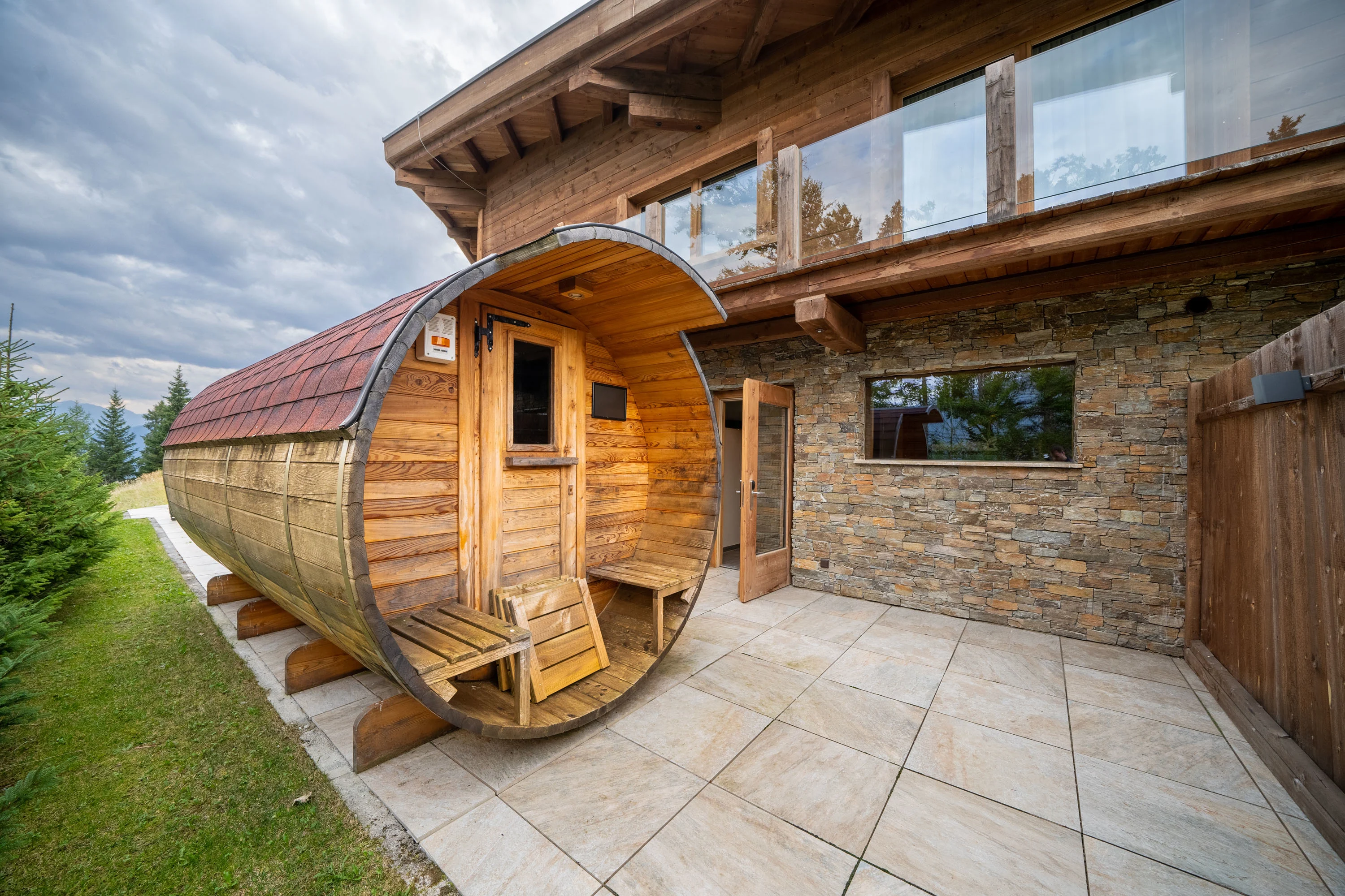 Luxury Mountain Chalet, Seefeld, Austrian Alps, Tirol , Austria - luxury-mountain-chalet-tirol-seefeld-austria51_rmdbtj