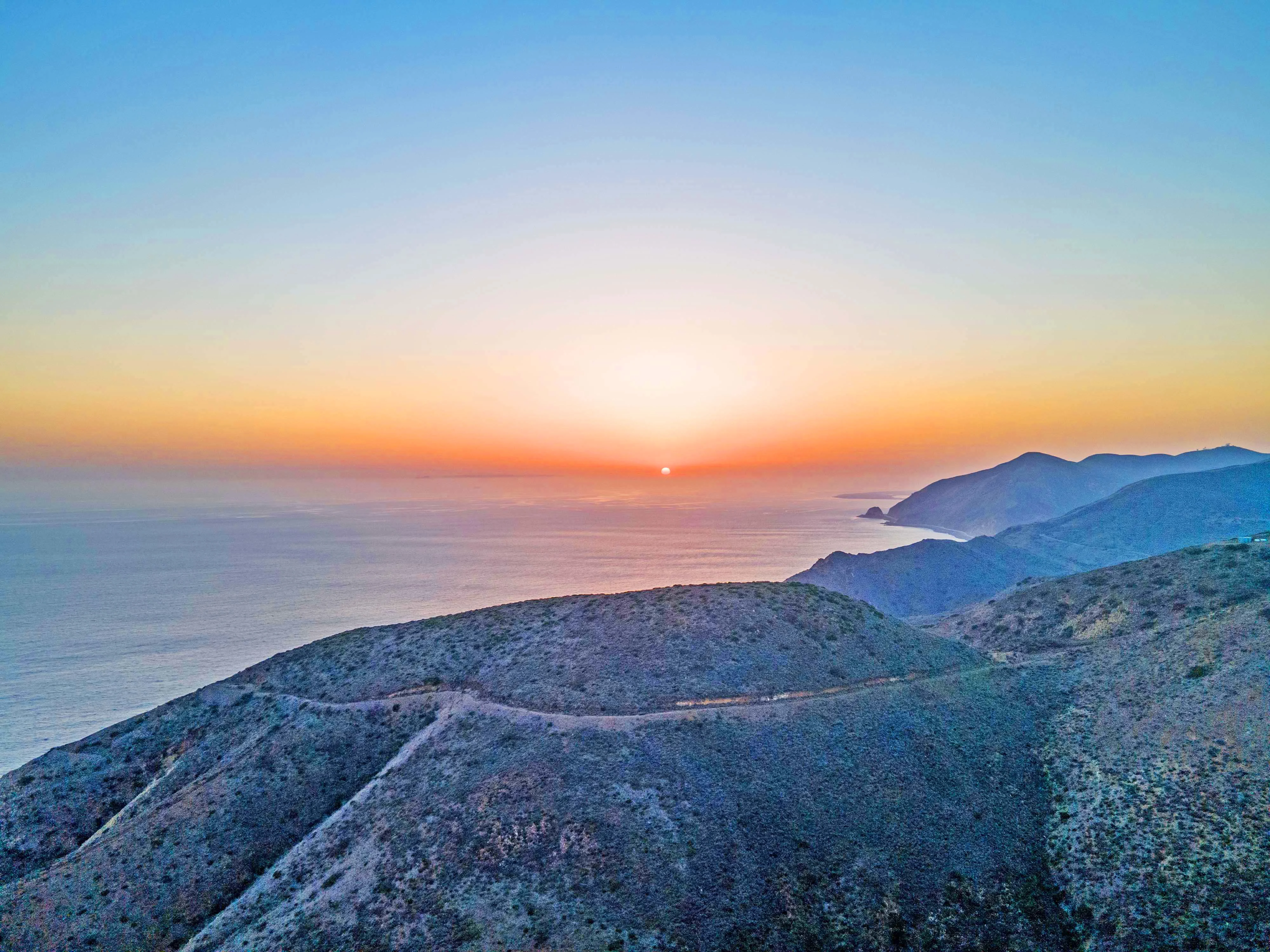 9951 Cotharin Road, Malibu, California 90265 - 9951-cotharin-road-malibu-california-02_hi219k