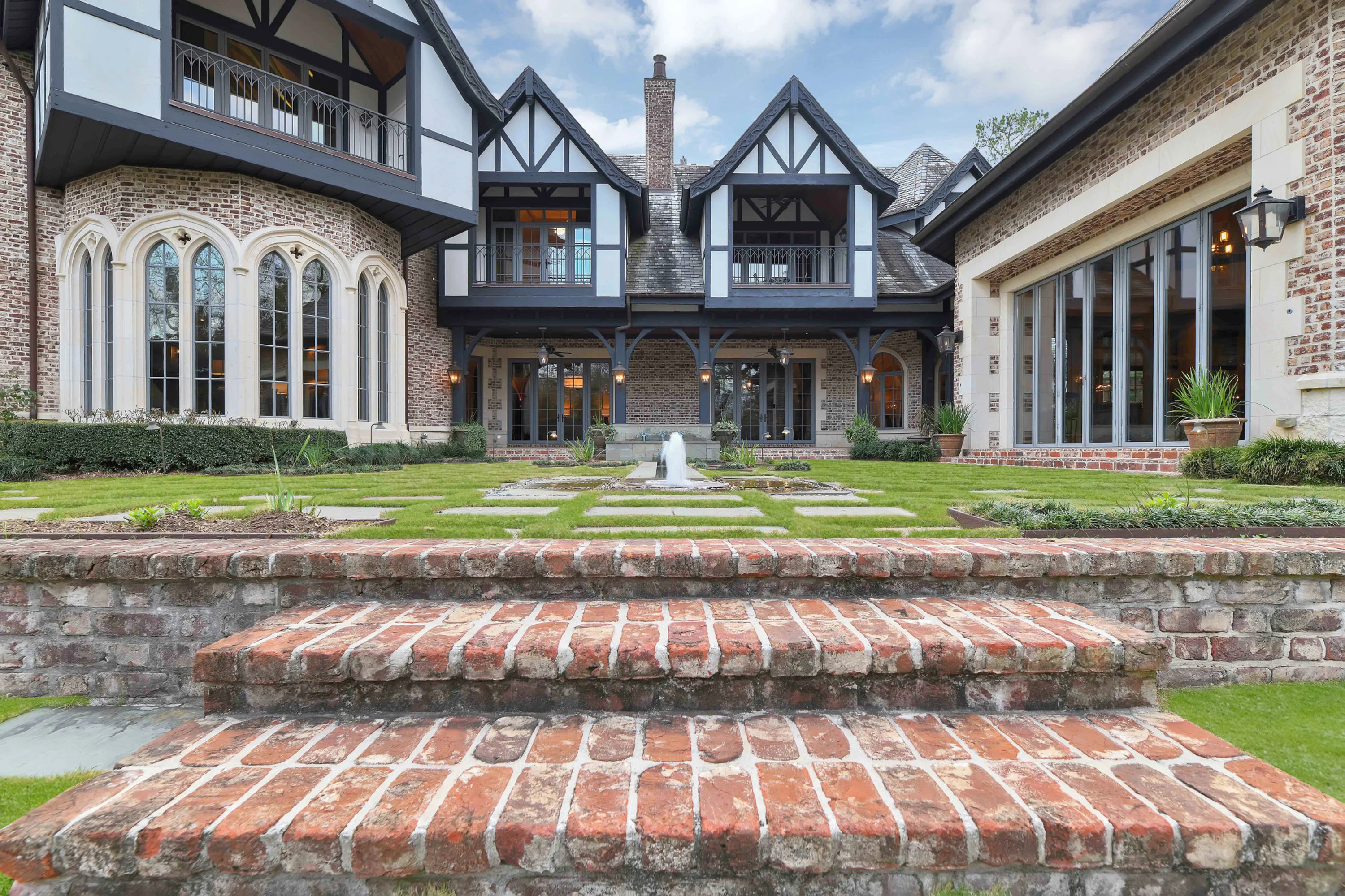 3996 Iverness Drive, Houston, Texas 77019 - 3996-inverness-drive-houston-texas37_no18la