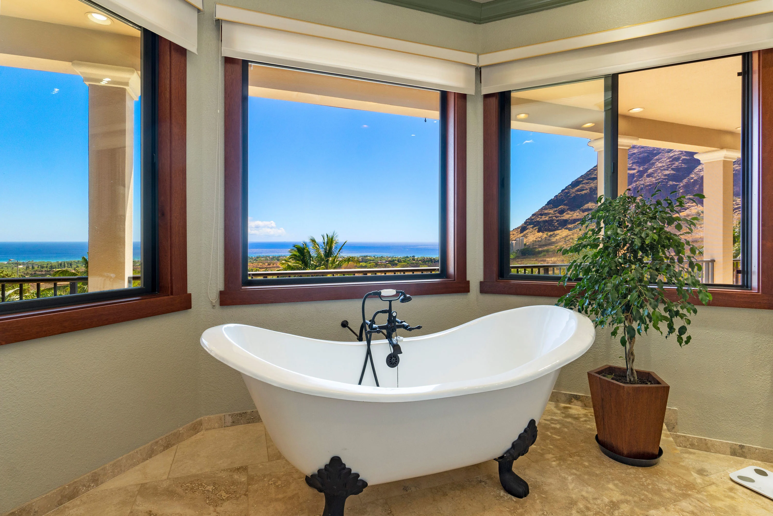 84-1000 Maiola Street, Oahu, Hawaii 96792 - 84-1000-maiola-street-honolulu-hawaii10_wsrz7e