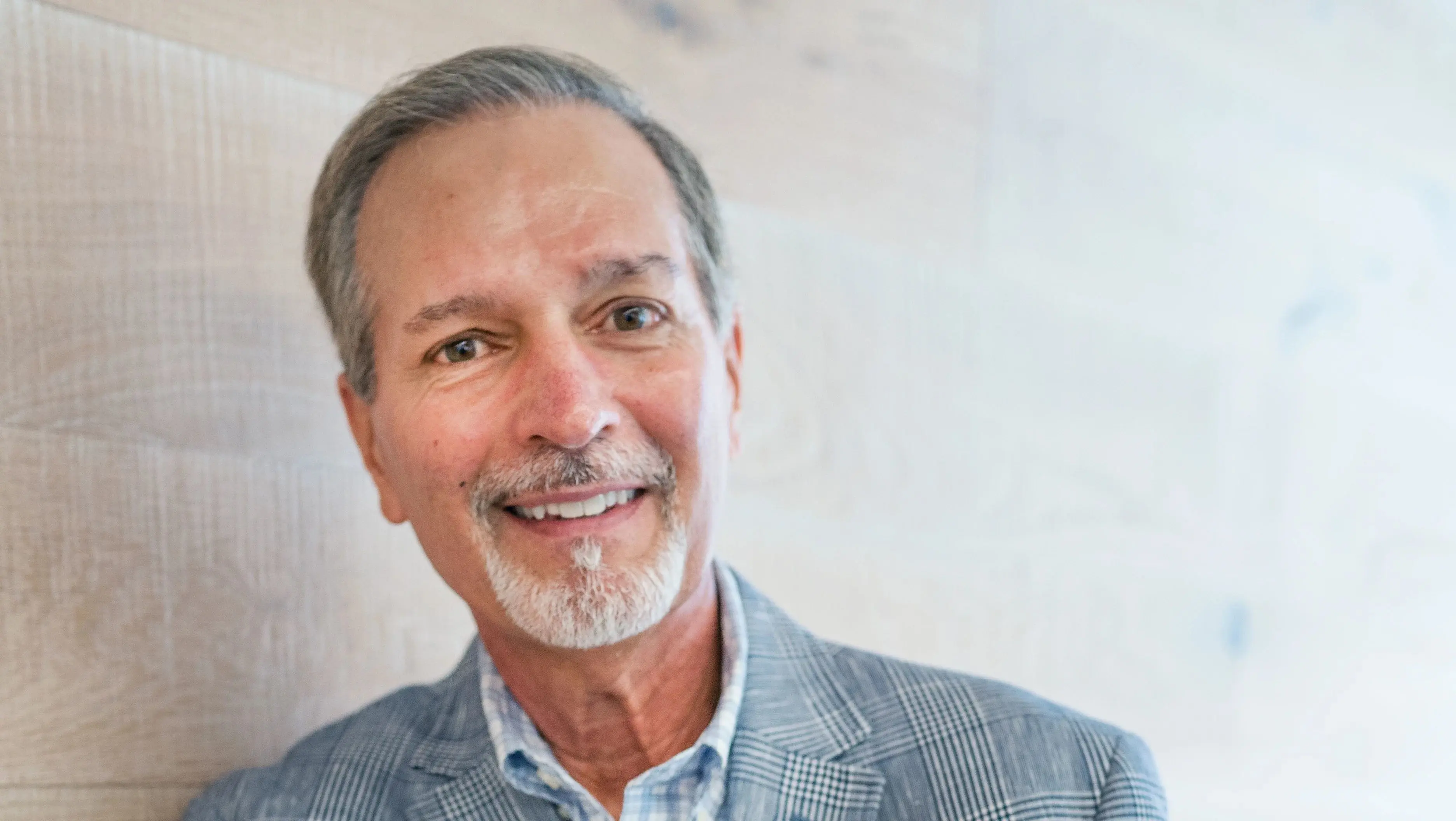 Supporting image for Head auctioneer Frank Trunzo has led live auctions for Concierge Auctions since our very first sale.