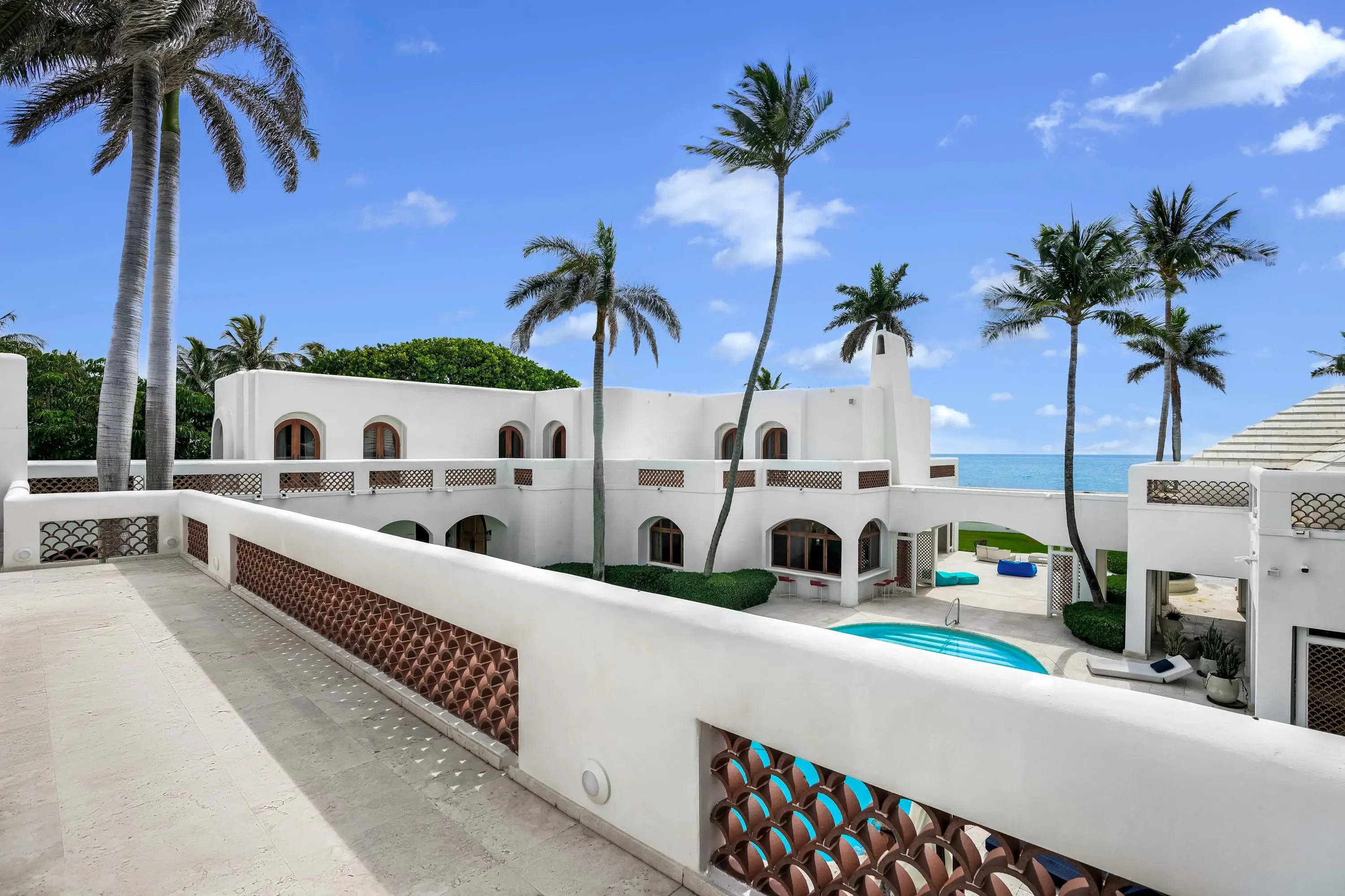 387 Ocean Boulevard, Golden Beach, Miami, Florida 33160 - 46_387_Ocean_Blvd_Golden_Beach_FL_slwa0n