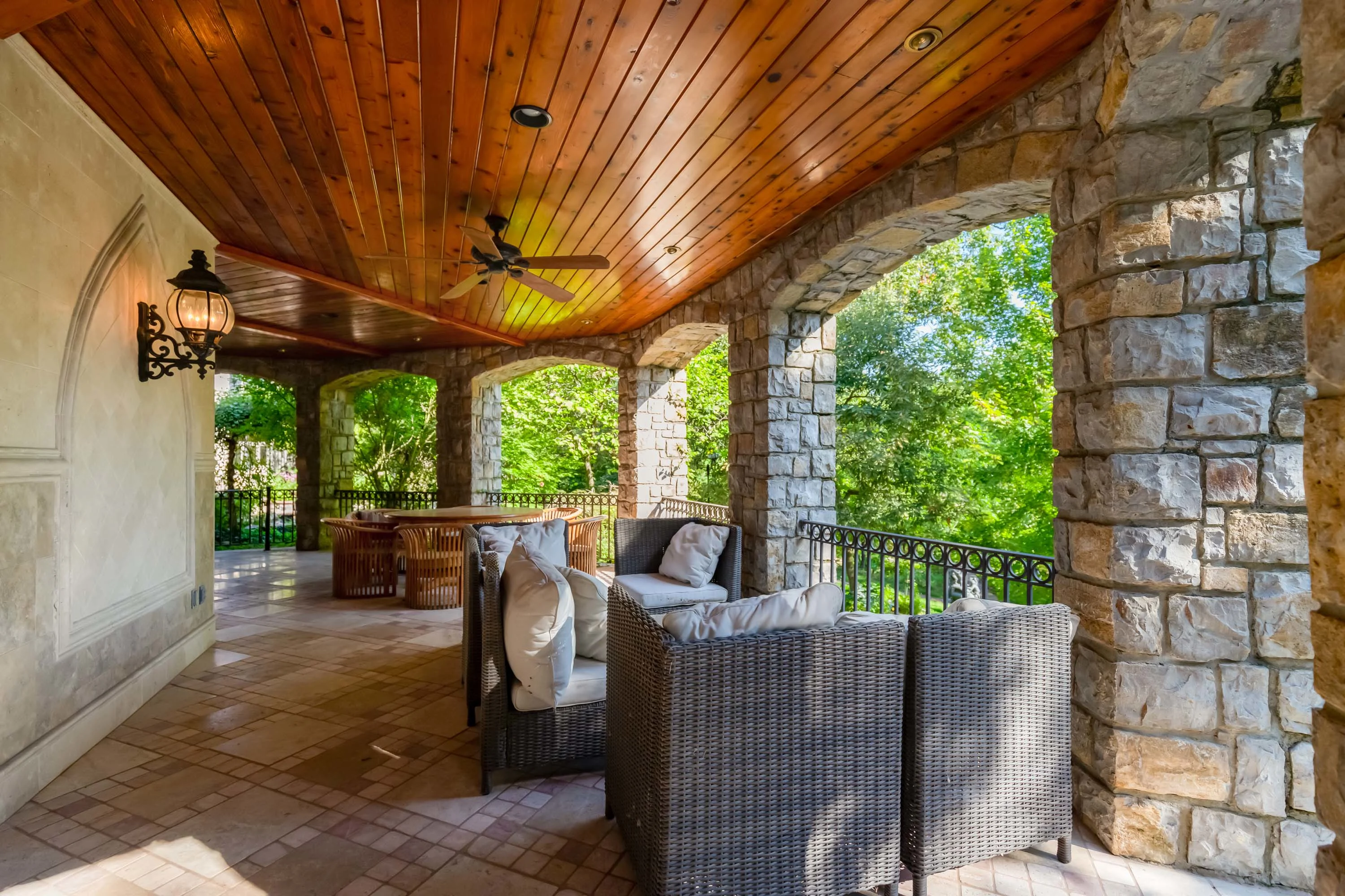 5225 Renner Road, Lake Quivira, Kansas City, Kansas 66217 - 5225-renner-road-lake-quivira-kansas-062_sb34ts