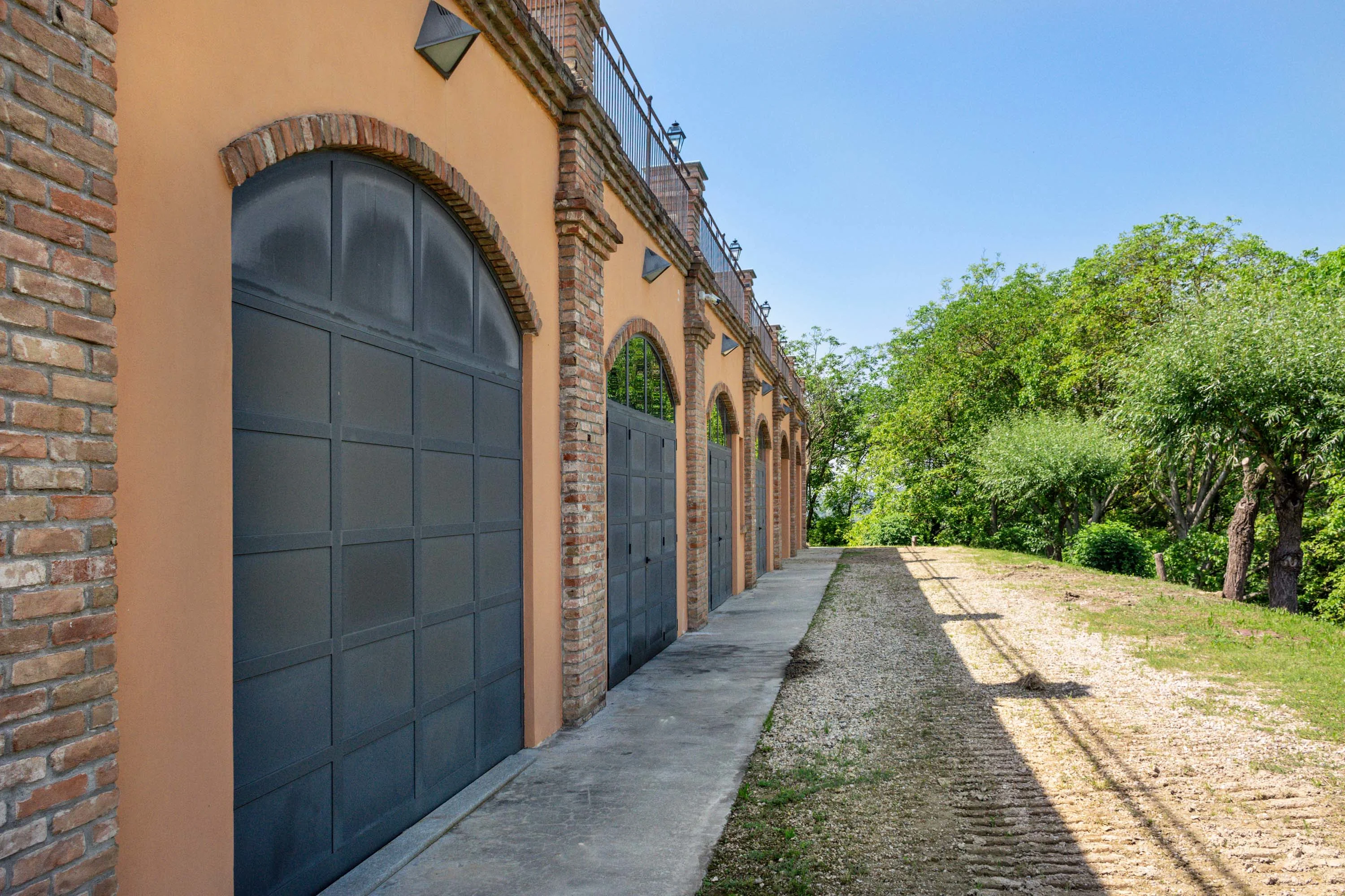 Azienda Agricola Montefiorito, Asti, Monferrato Region, Piedmont , Italy - 35_-_AST2605_Asti-14_ayidtn