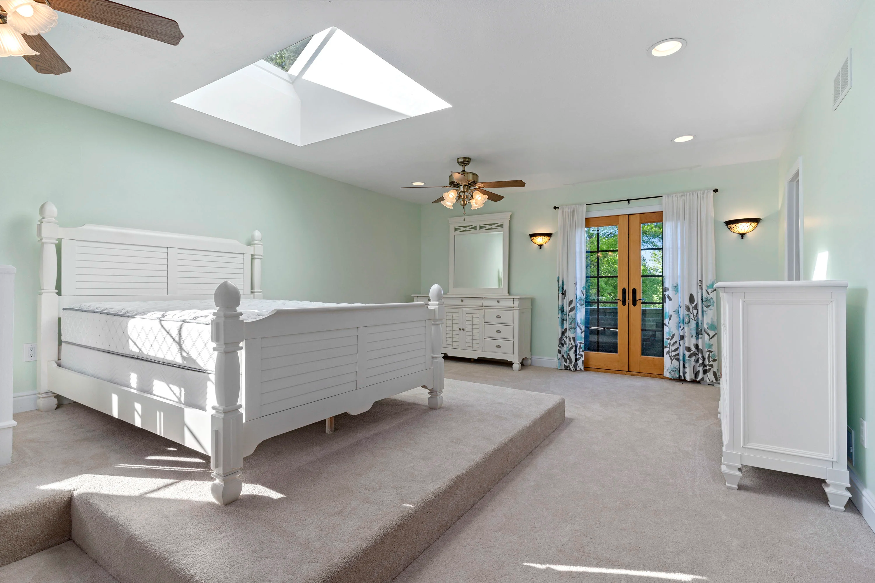 105 Lantern Circle, Near Pittsburgh, Pennsylvania 15317 - 105-lantern-circle-canonsburg-pennsylvania15_jb7zrq