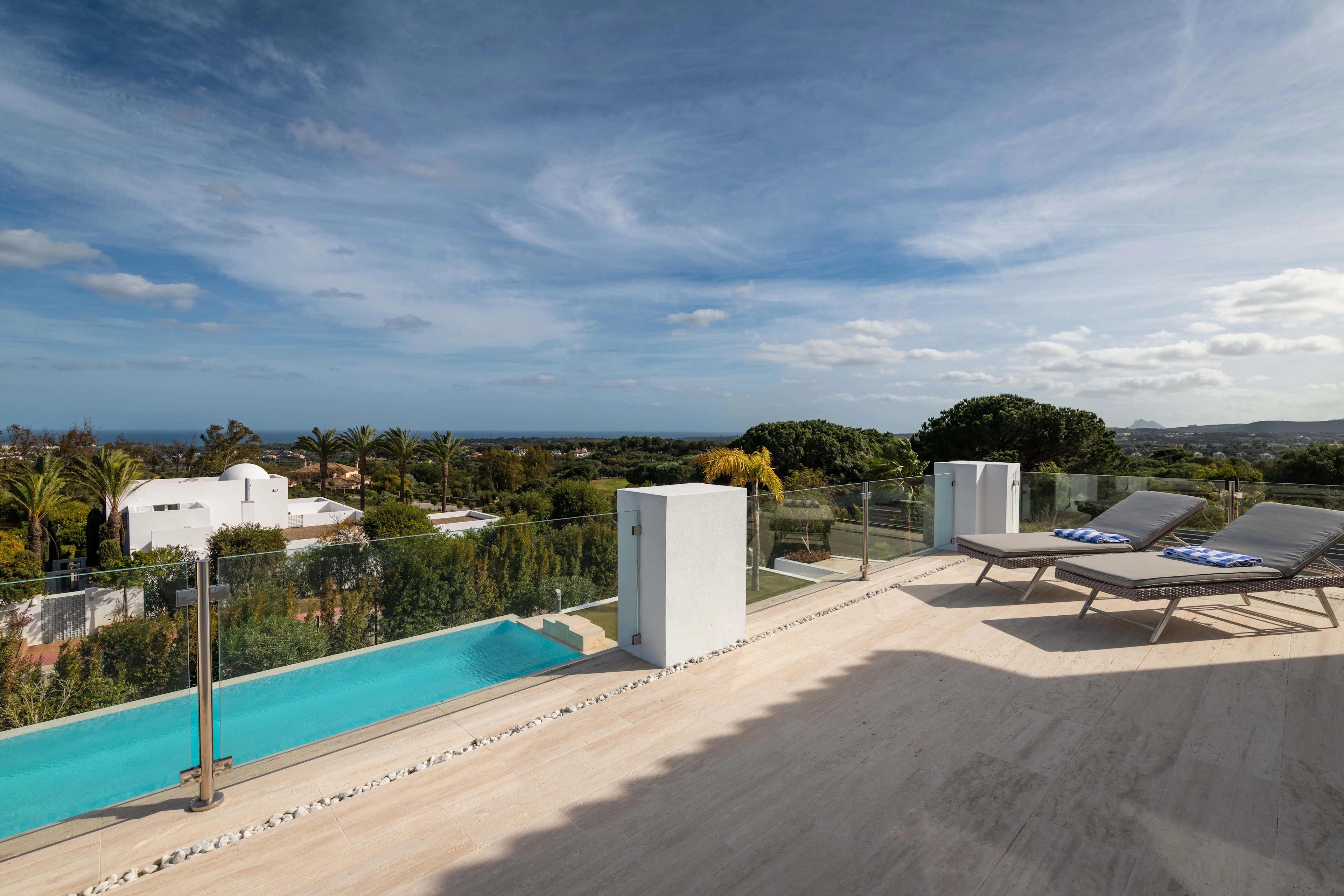 29 Calle Lentisco, Sotogrande, Cádiz 11310, Spain - villa-monterey-sotogrande-spain_27_ngmn4n