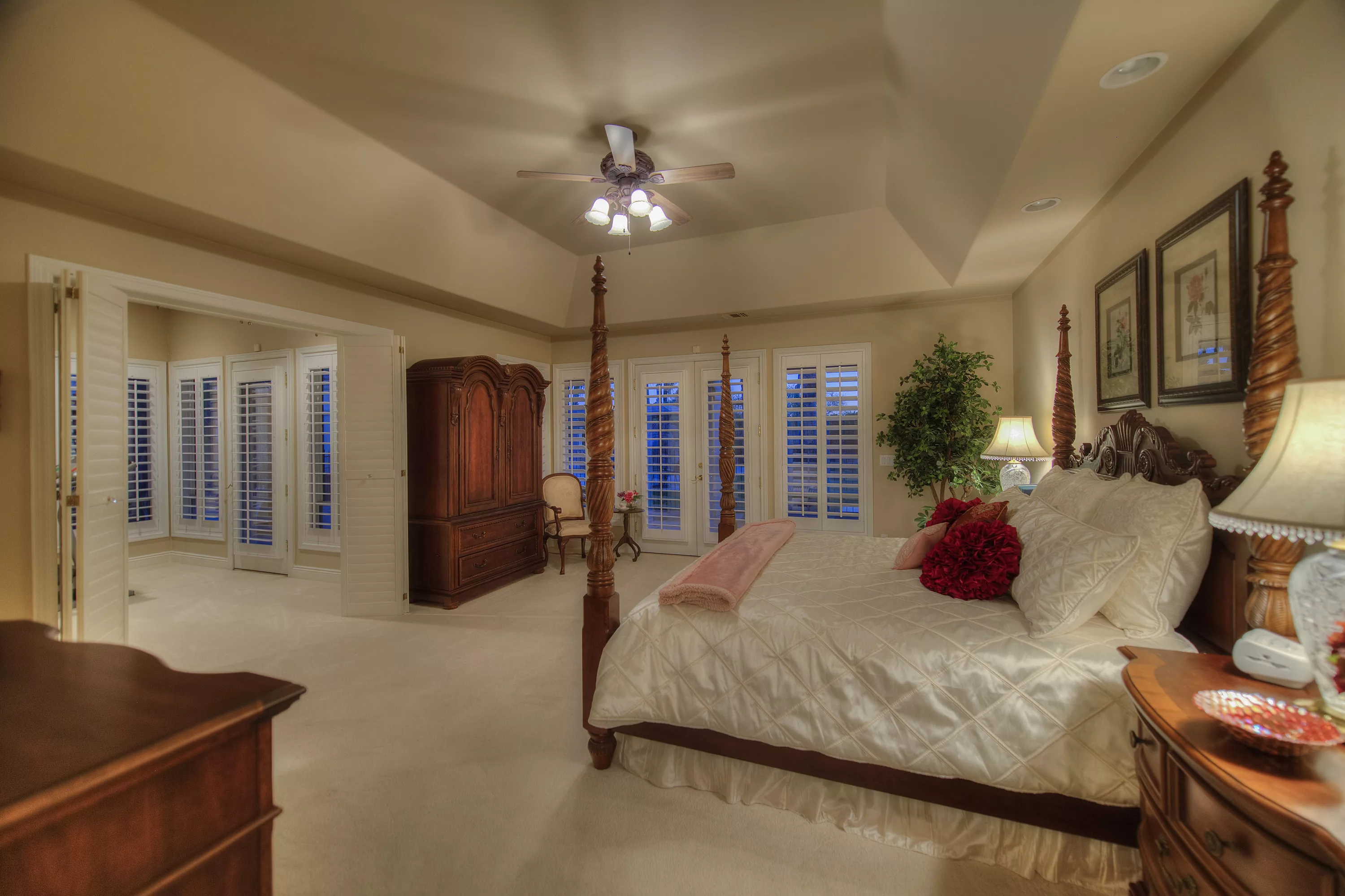 6733 East Caron Street, Paradise Valley, Arizona 85253 - east_caron_estate09_eaihbd