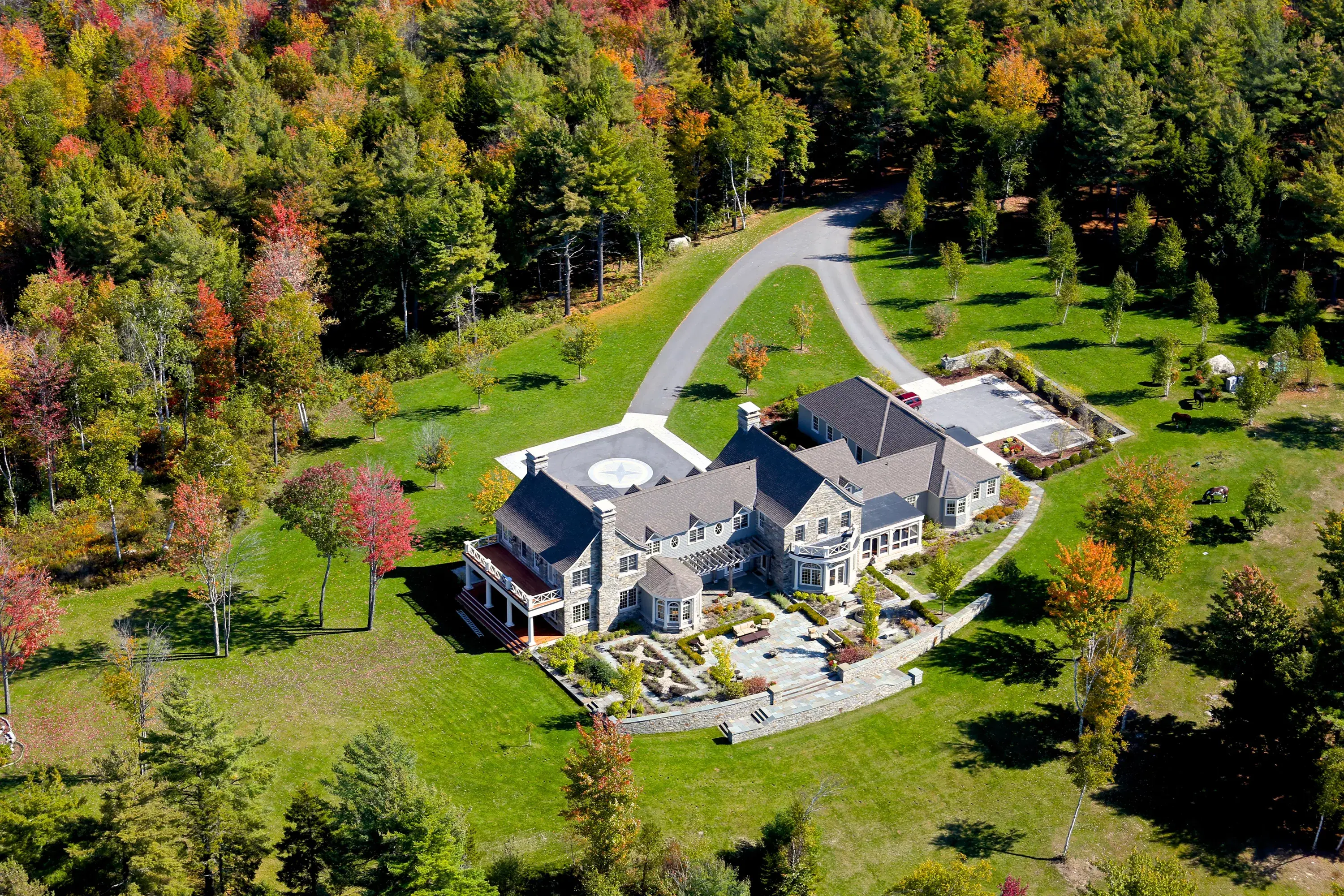 251 Kearsarge Mountain Road, Wilmot, New Hampshire 03287 - wind-horse-farm-251-kearsearge-mountain-road-luxury-real-estate-24_jeh5a1