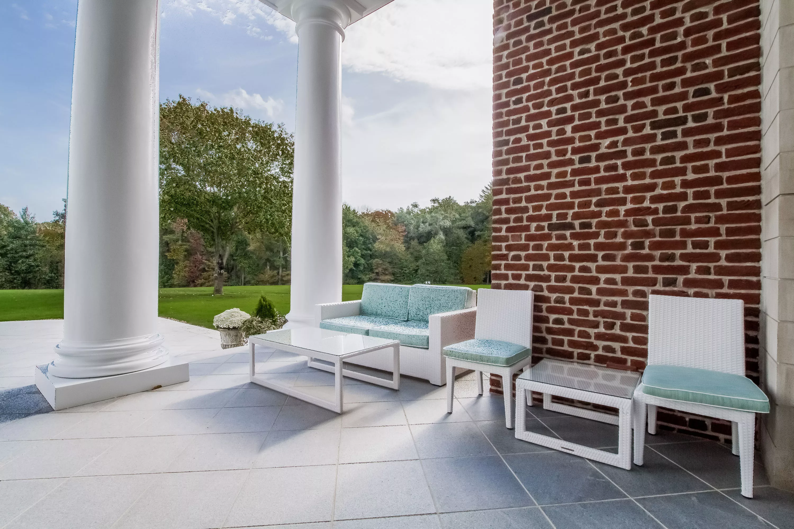 732 Hall Hill Road, Somers, Connecticut 06071 - monticello-somers-connecticut-15-21-21-34-3434_aodhxe