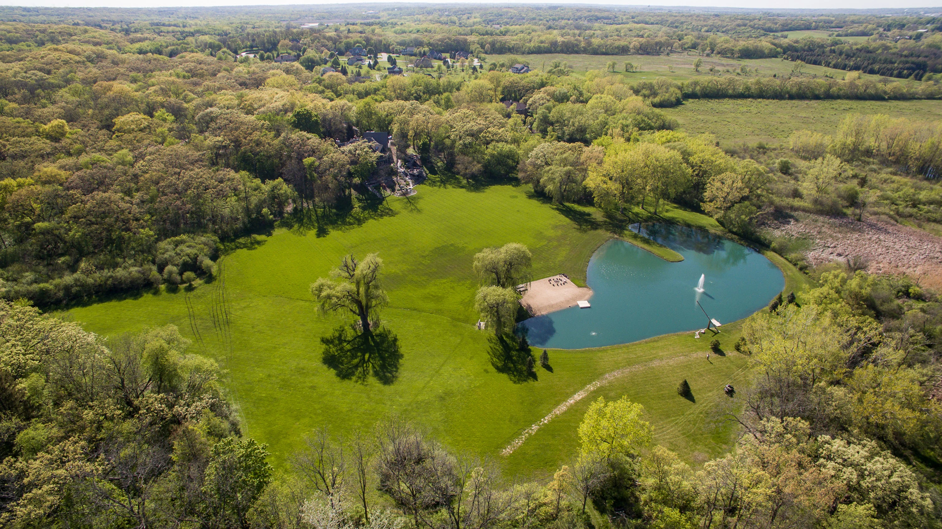 2780 Nish Road, Crystal Lake, Illinois 60012 - 2780-nish-road-crystal-lake-illinois31_fxpkdo