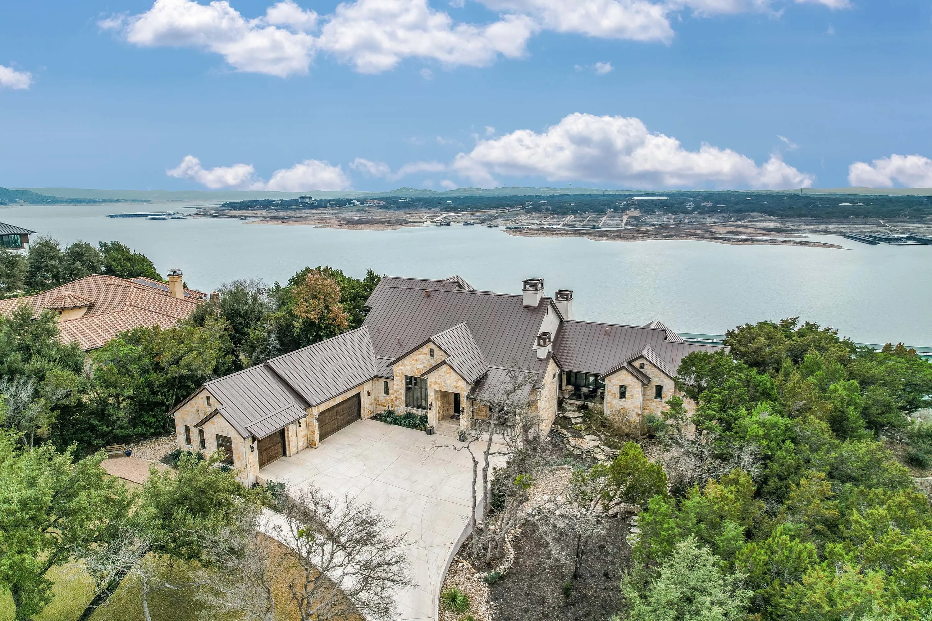02 6504 Lantern View Dr - Luxury Real Estate - Concierge Auctions